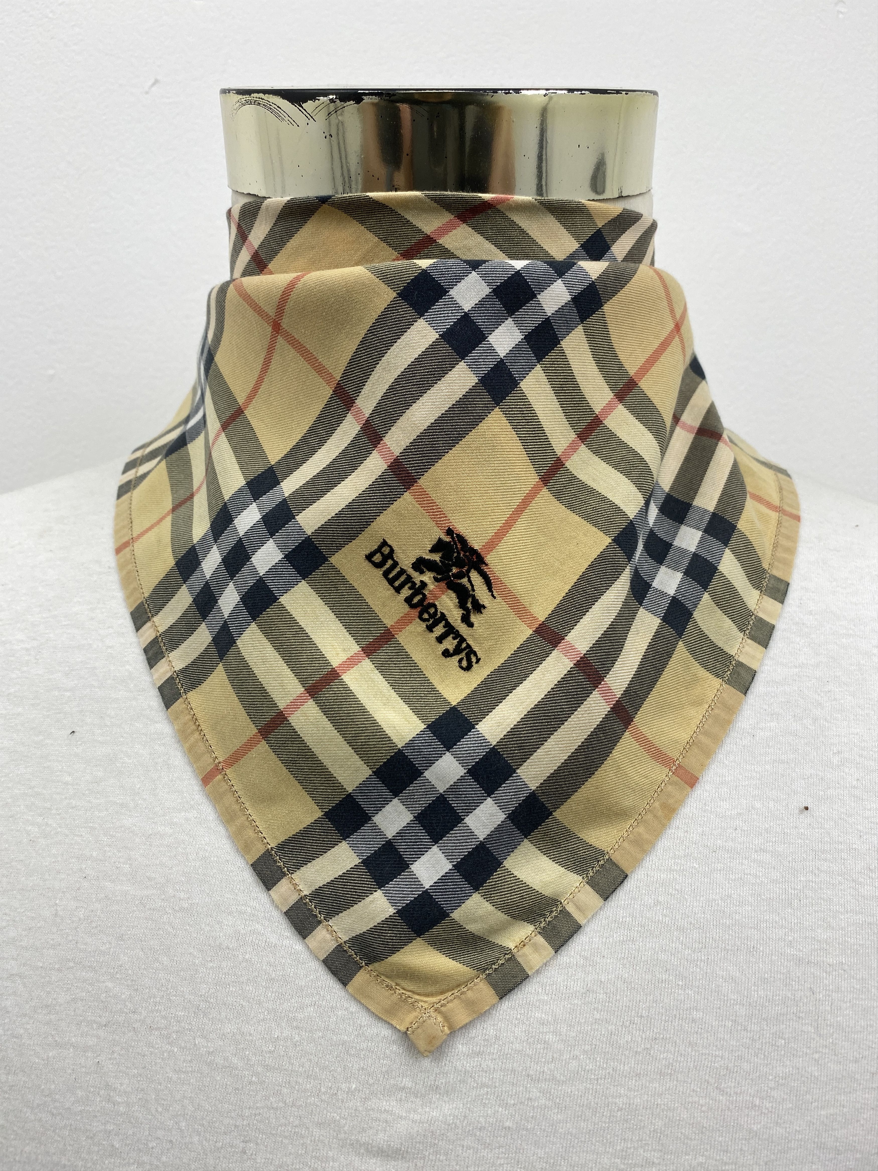 Burberry Burberry Novacheck Handkerchief Bandana Neckerchief HKC0444 Size ONE SIZE - 1 Thumbnail