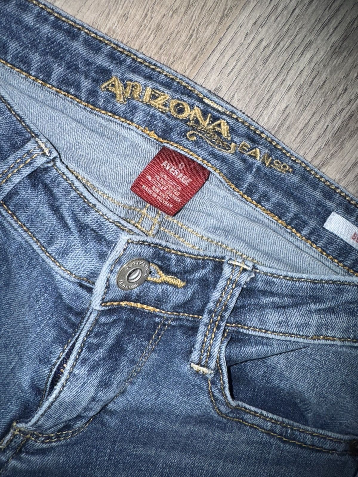 Arizona Jean Co. Arizona Jeans Early 2000’s Low-waisted, boot Cut blue jeans Size 25" / US 0 / IT 36 - 8 Thumbnail