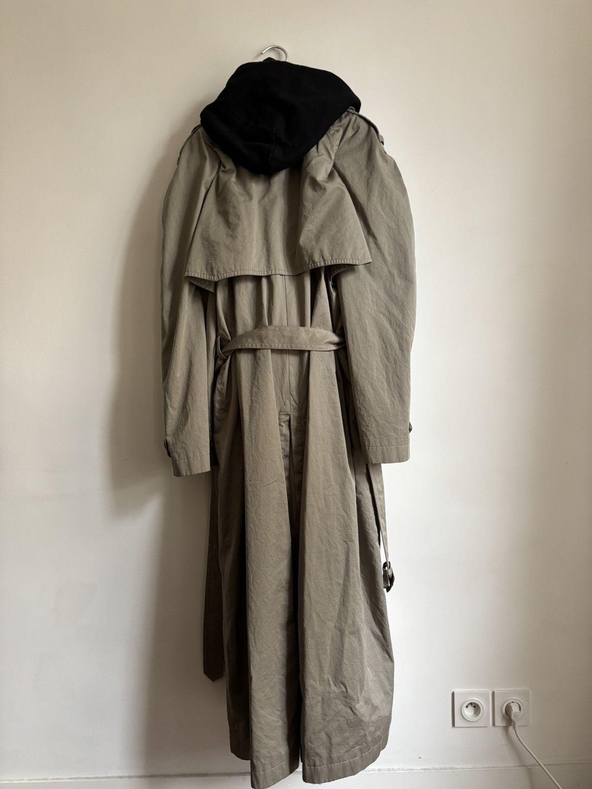 Balenciaga All in coat layered trench coat Size US M / EU 48-50 / 2 - 2 Thumbnail