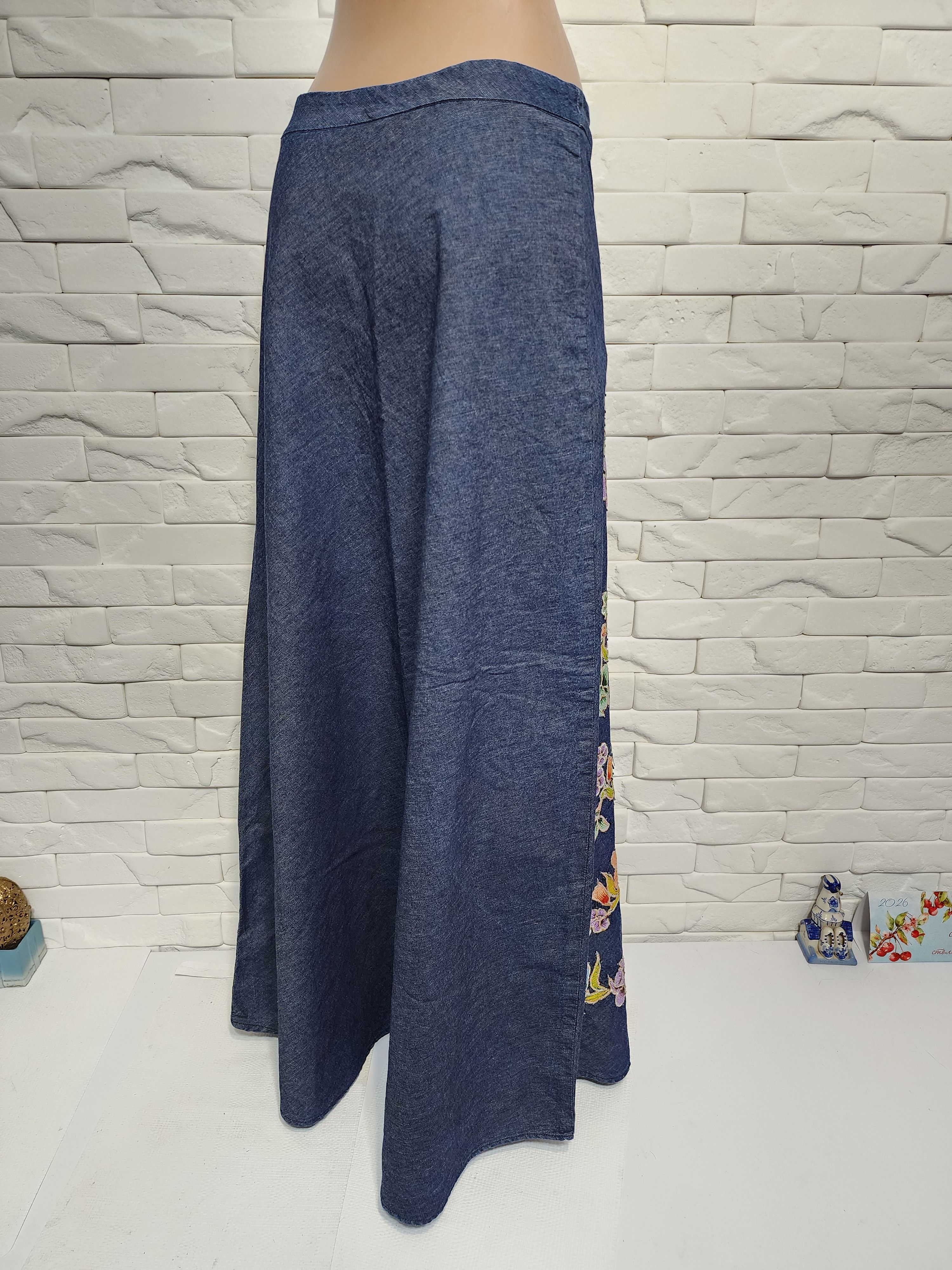 Other Blue Cotton Skirt: Flared Skirt with Embroidery and Beads. Size 30" / US 8 / IT 44 - 5 Thumbnail