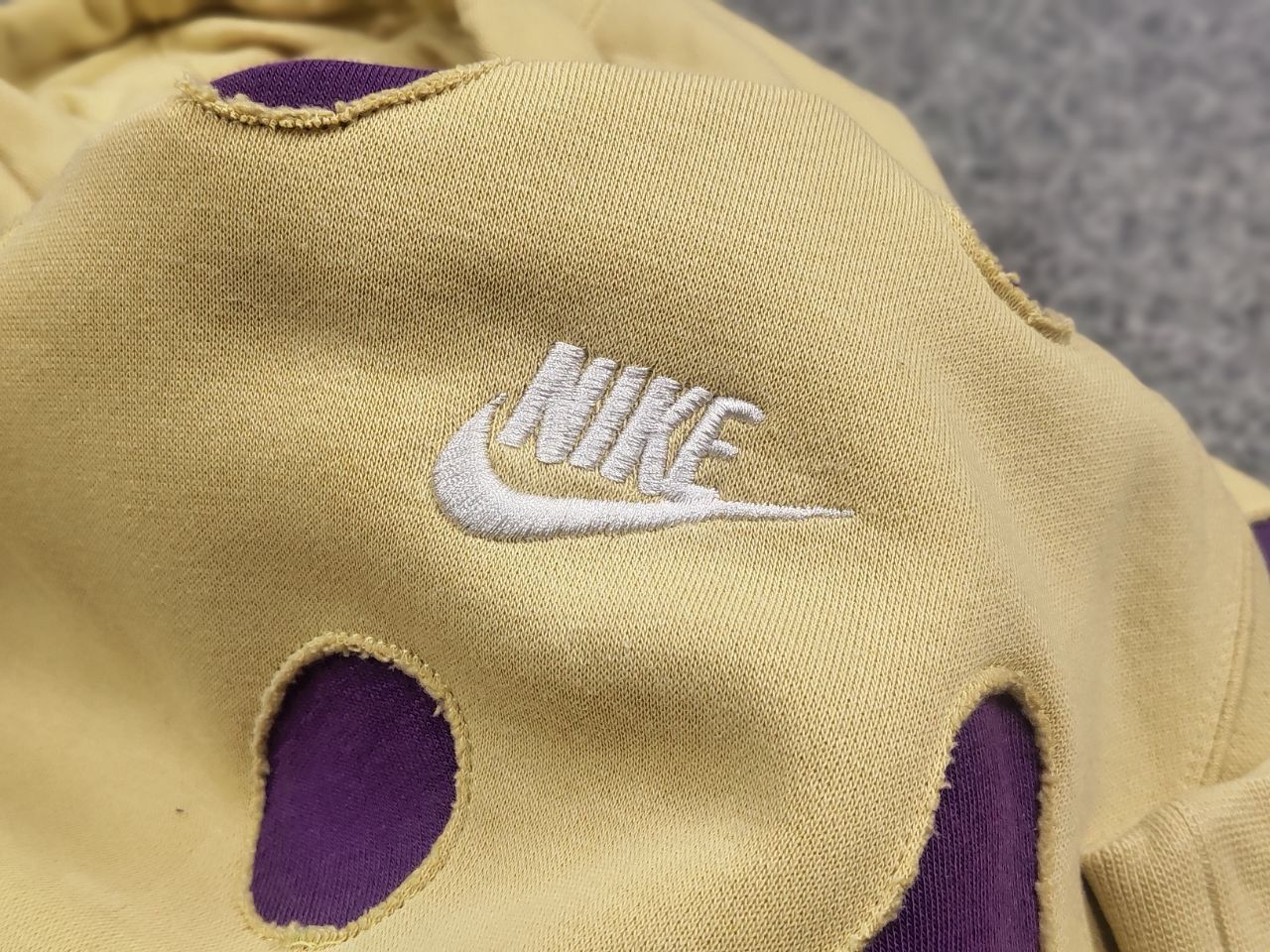 Nike Rare Nike skeleton Logo vintage reworked Hoodie Y2K Style Size US S / EU 44-46 / 1 - 11 Thumbnail