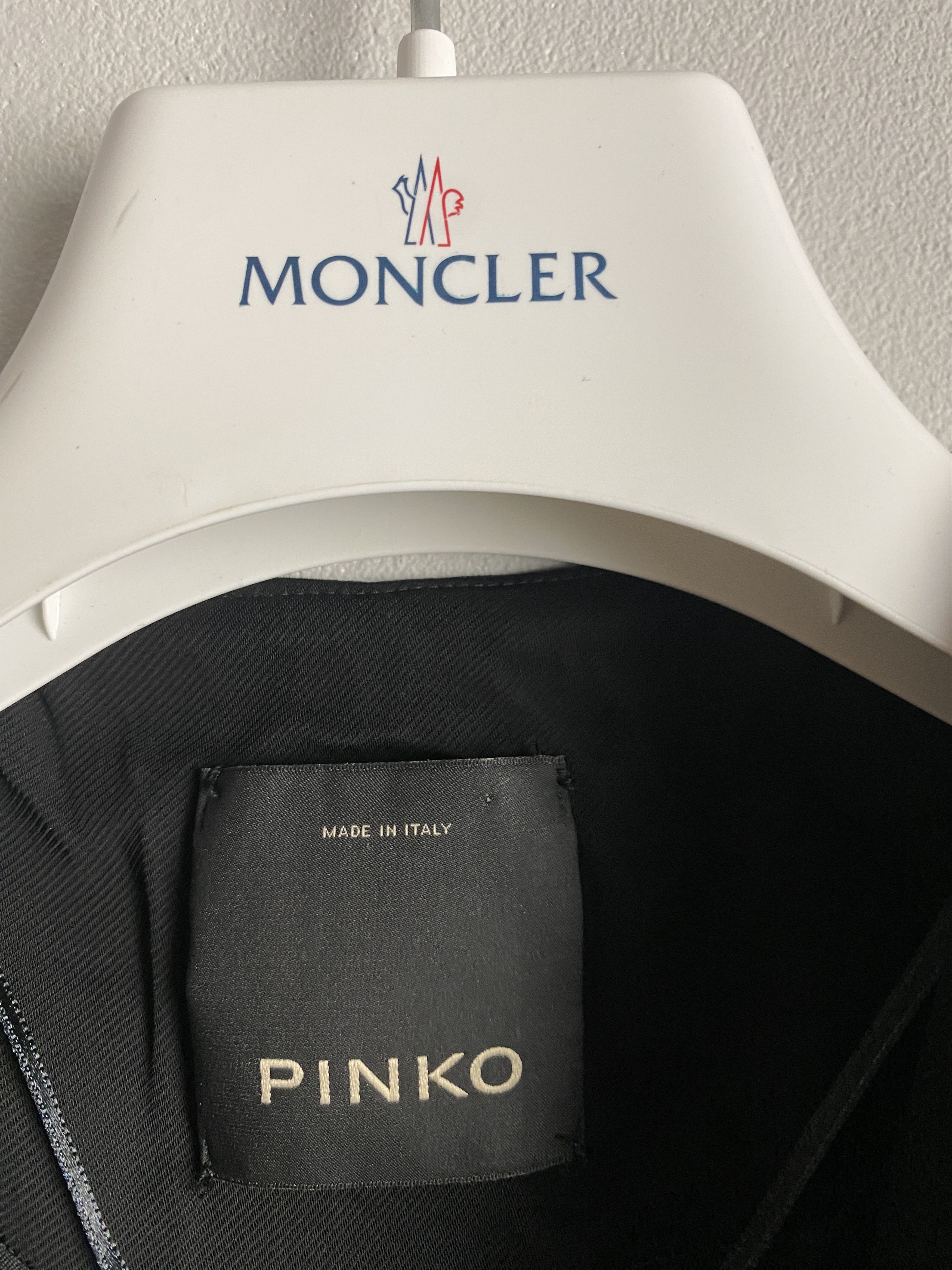 Pinko Pinko black viscose blazer jacket Size M / US 6-8 / IT 42-44 - 3 Thumbnail