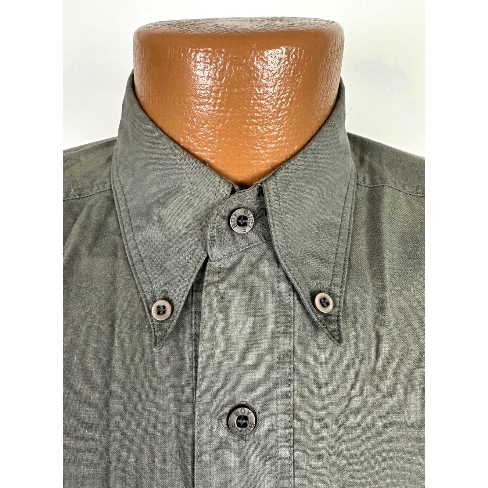 Bugle Boy VINTAGE Bugle Boy Shirt Men Medium Short Sleeve Button-Down Casual 90s Logo Pocket, Gray, Cotton/Polyester, Button Up Mens Shirt Size US M / EU 48-50 / 2 - 4 Thumbnail