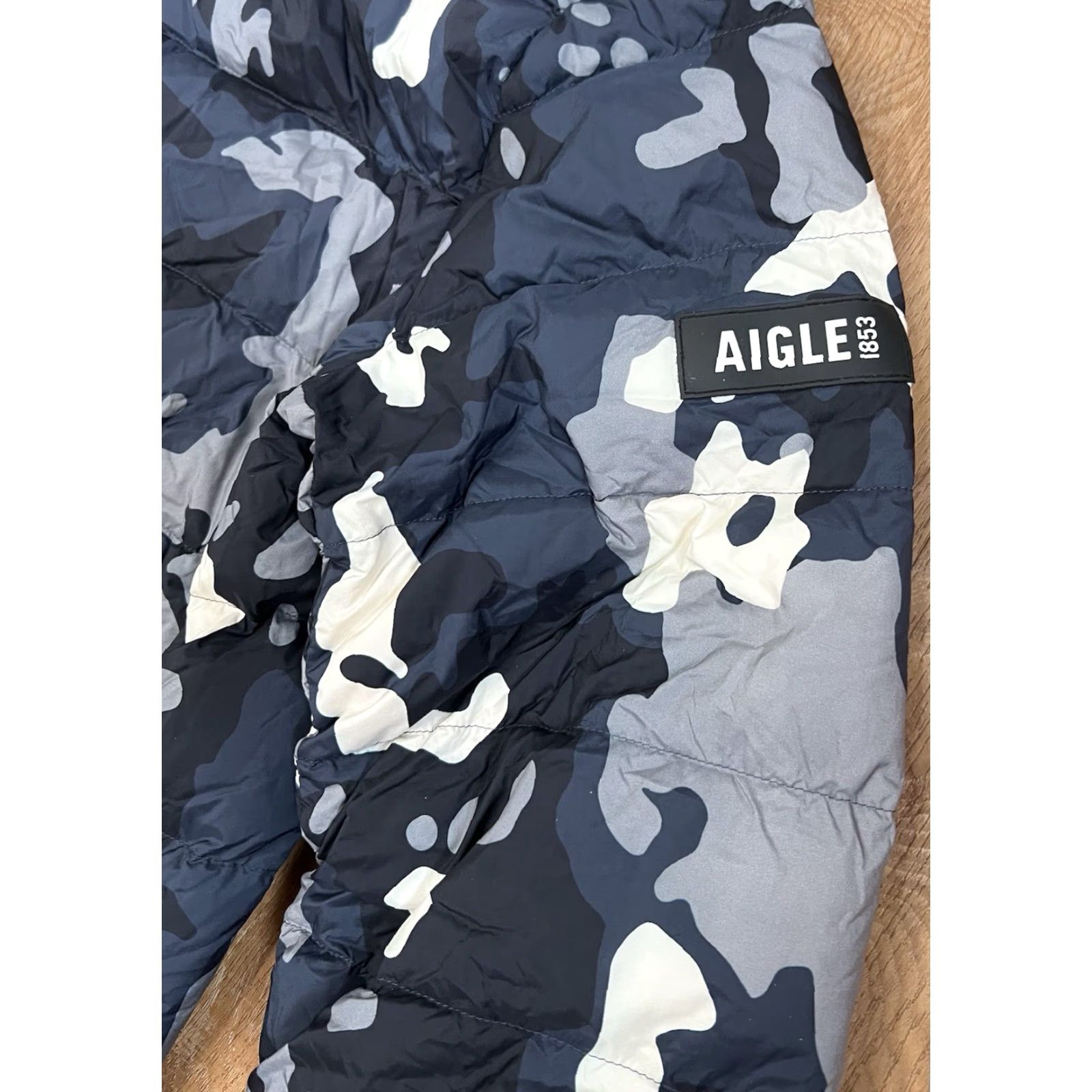 Aigle Aigle Puffer Jacket Down Coat Black Full Zip Men XL Weathergear Wind-Resistant Padded Insulated Water Resistant Zipped Pockets Size US XL / EU 56 / 4 - 2 Thumbnail