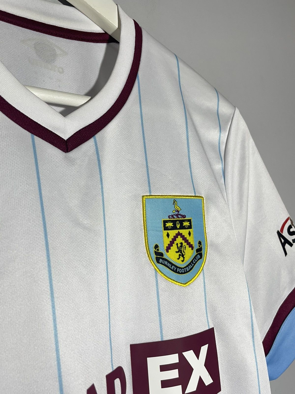 Umbro Burnley Umbro 2021/22 Home Y2k Football Shirt Size US M / EU 48-50 / 2 - 4 Thumbnail