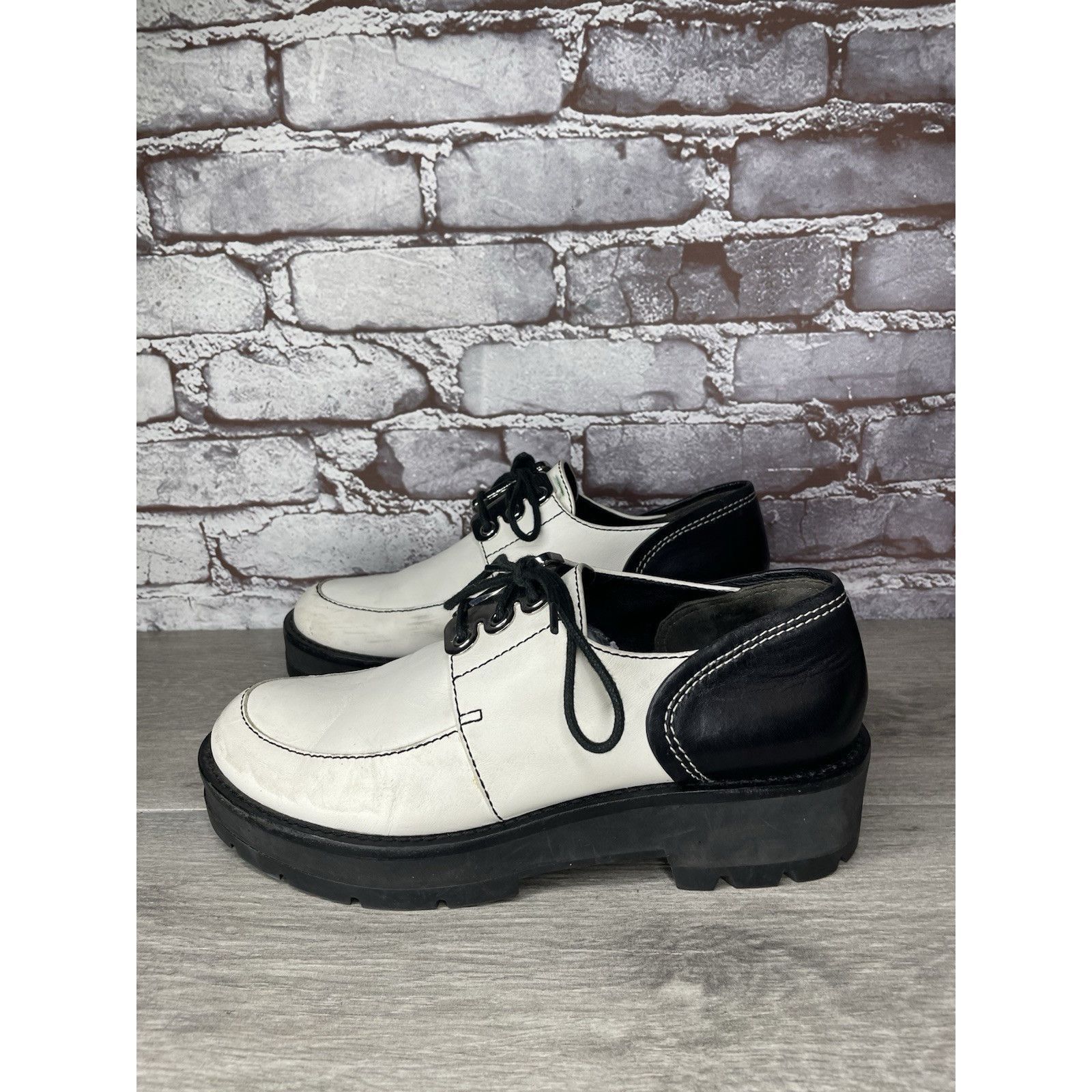 3.1 Phillip Lim 3.1 Phillip Lim White Leather Black Oxfords Lace Up Shoes Wo Size US 10.5 / IT 40.5 - 20 Thumbnail