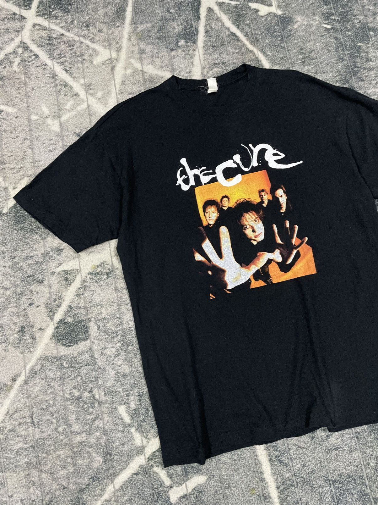 Band Tees THE CURE TOUR US 2023 TEE Size US XL / EU 56 / 4 - 2 Thumbnail