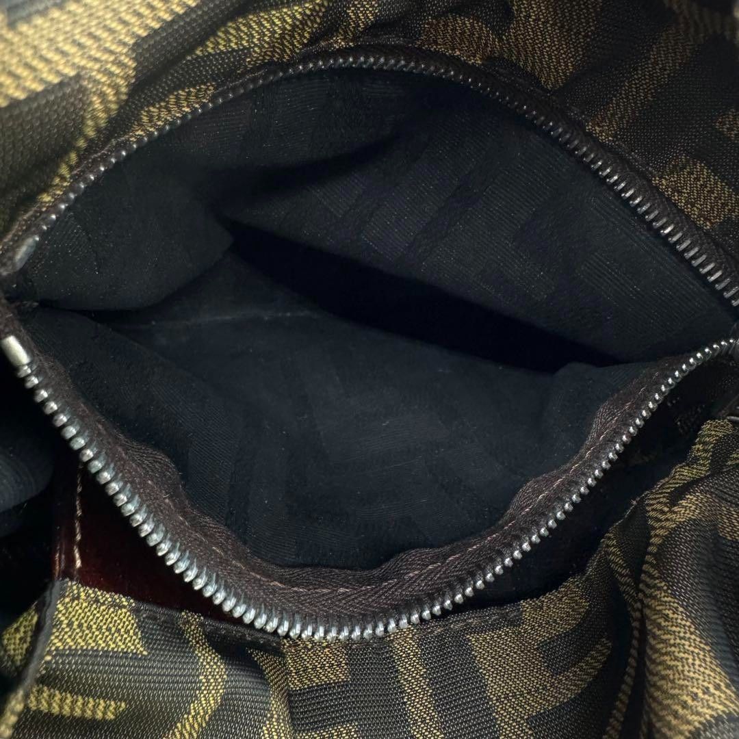 Fendi Fendi - Zucca Pouch Handbag Brown Leather One Shoulder Bag Size ONE SIZE - 7 Thumbnail