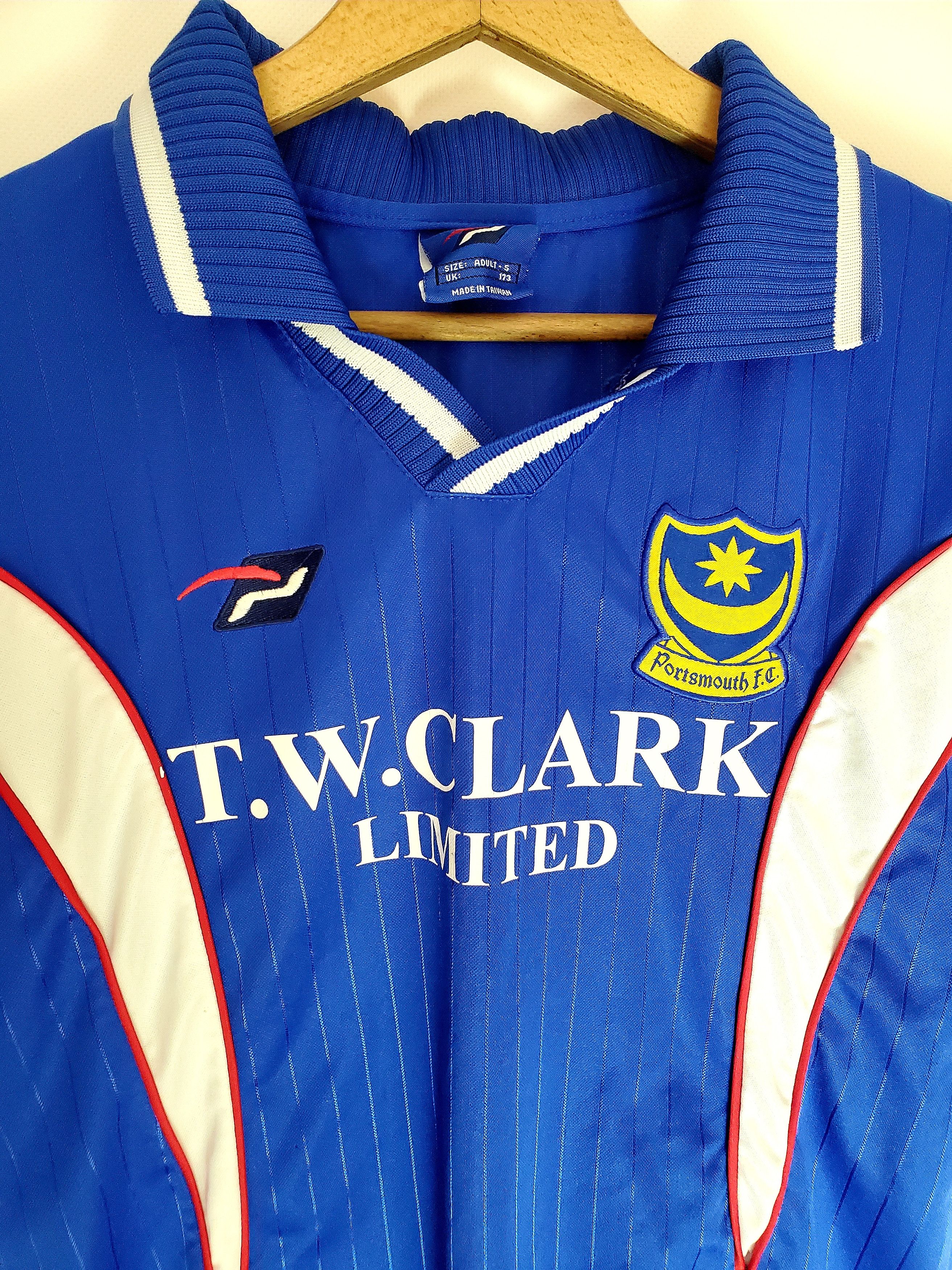 Vintage Vintage 2003 - 2004 Portsmouth soccer jersey #17 S Size US S / EU 44-46 / 1 - 2 Thumbnail