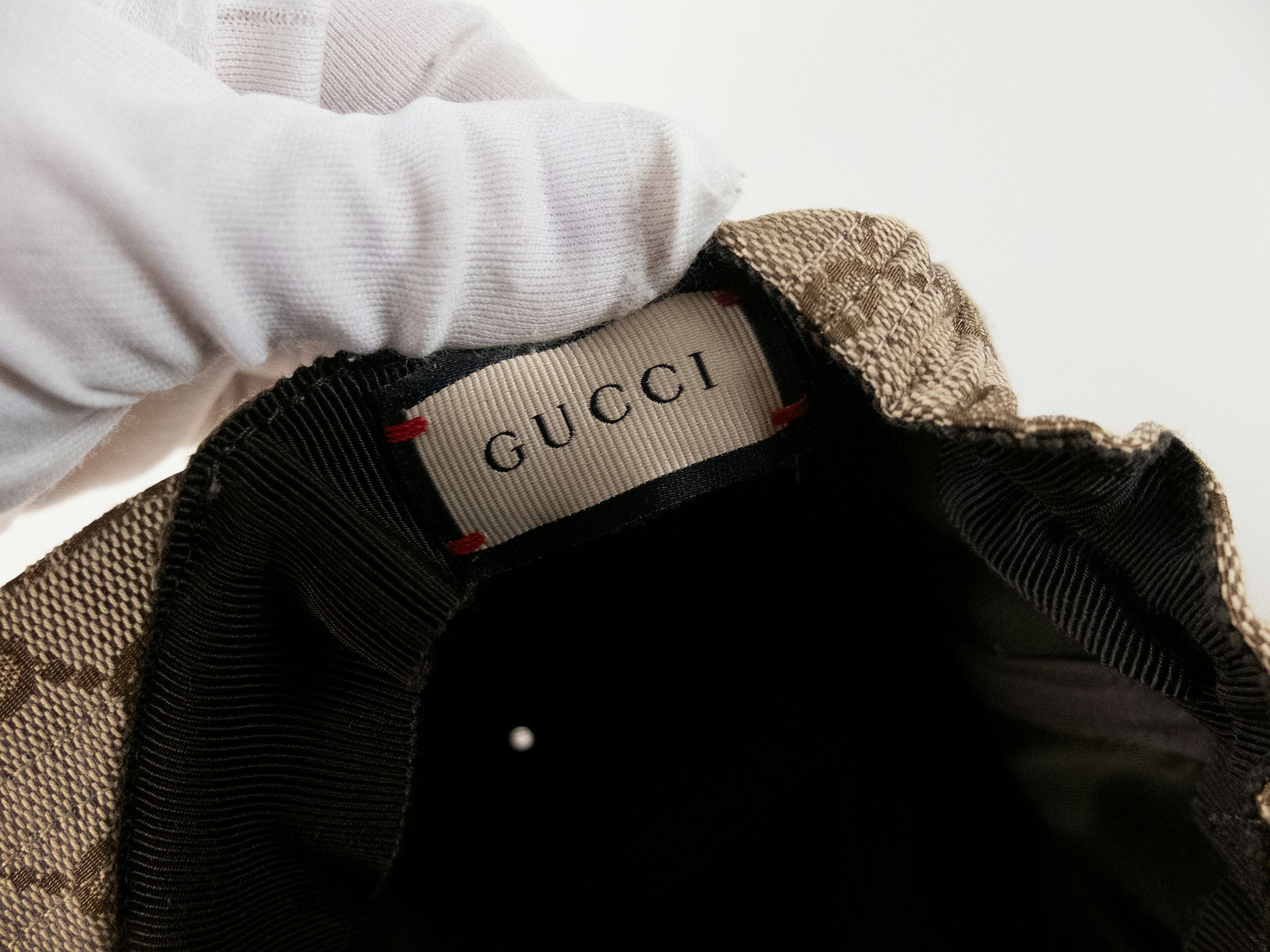Gucci GUCCI beige GG Web logo canvas baseball cap Medium NWT Size ONE SIZE - 12 Thumbnail