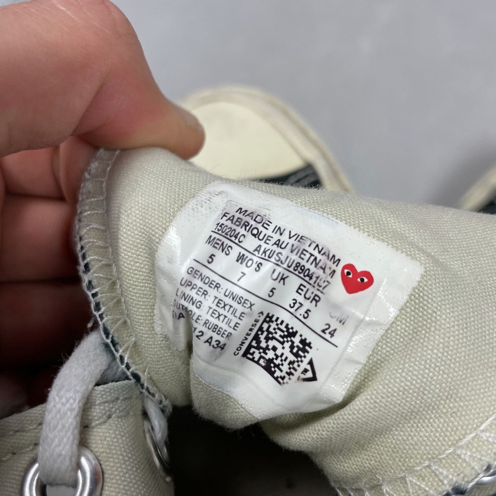 Comme des Garcons × Converse Converse x Comme des Garçons Play Chuck 70 150204C Men Shoes Size US 5 / EU 37 - 16 Thumbnail