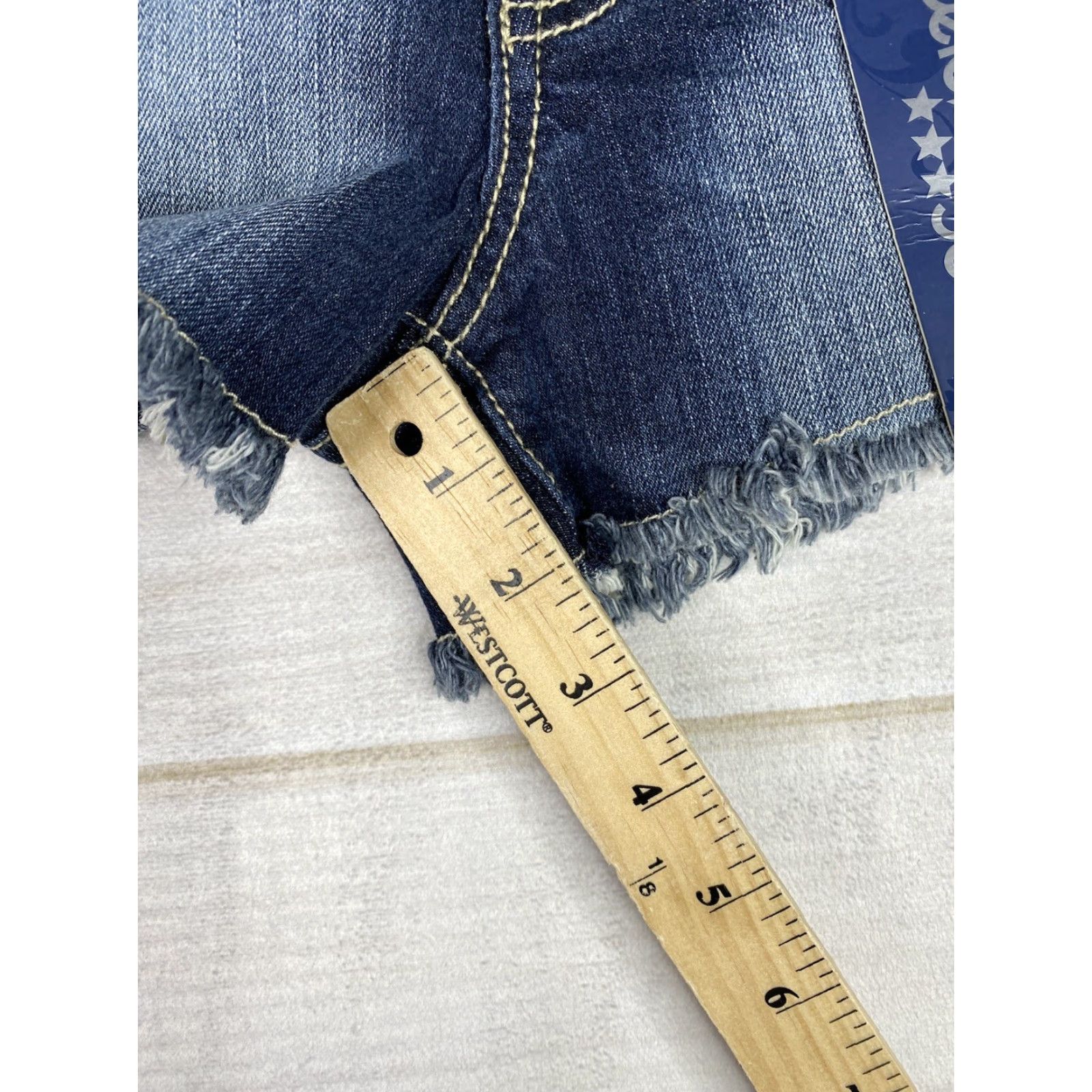 Vintage Celebrity Pink Shorts Womens Jr Sz 3 Dark Wash Cut-Off Denim Stretch Distressed Pocket 5-Pocket Casual Beach Womens Size 26" / US 2 / IT 38 - 7 Thumbnail