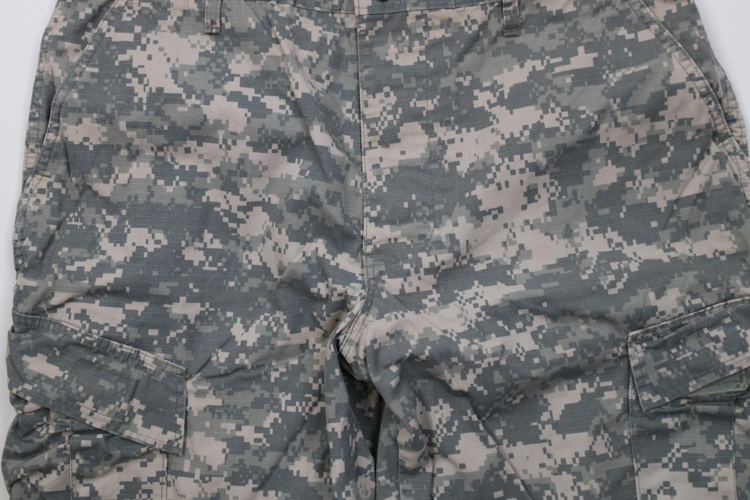 Vintage Vintage Y2K 2005 USGI Cut Off Digi Camouflage Cargo Shorts Size US 34 / EU 50 - 3 Thumbnail