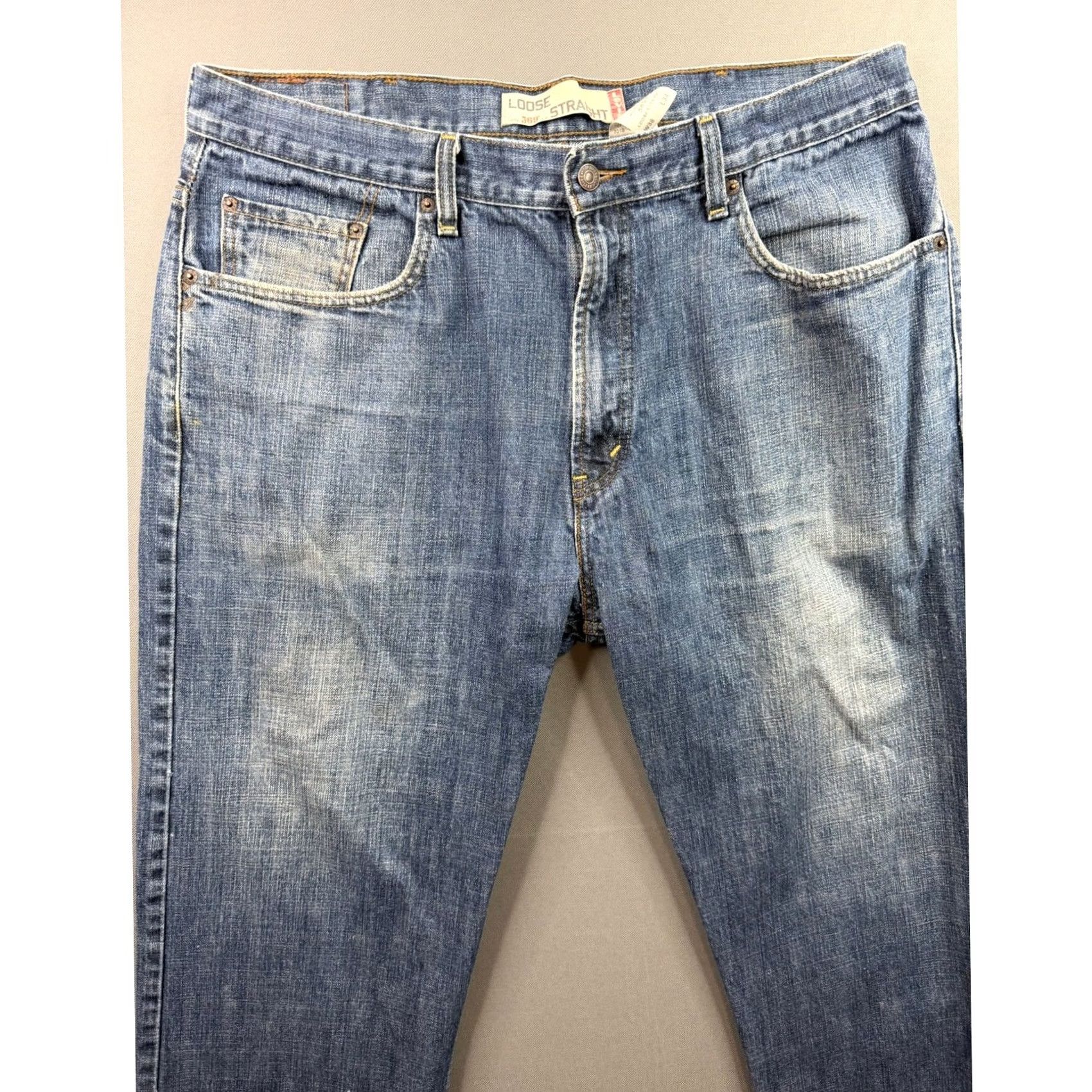 Levi's Levis 569 Loose Straight Jeans Mens Blue Denim Baggy Relaxed 38x34 Denim 5-Pocket Zip Fly Button Jeans Mens Slim? Size US 38 / EU 54 - 7 Thumbnail