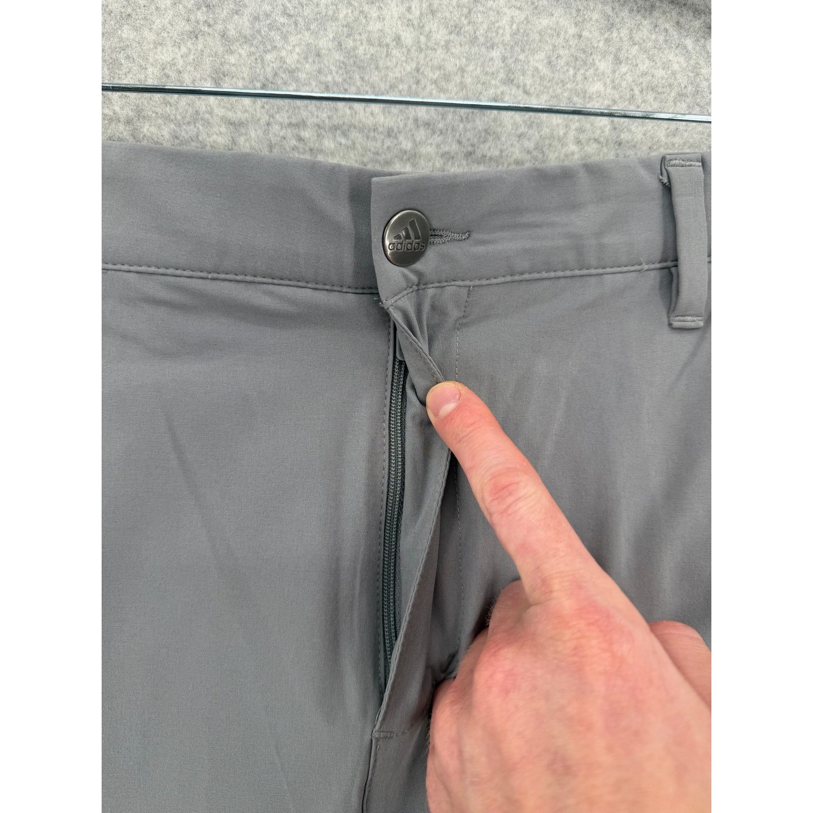 Adidas Adidas Men's Casual Athletic Flat Front Chino Golf Shorts Size US 36 / EU 52 - 3 Thumbnail