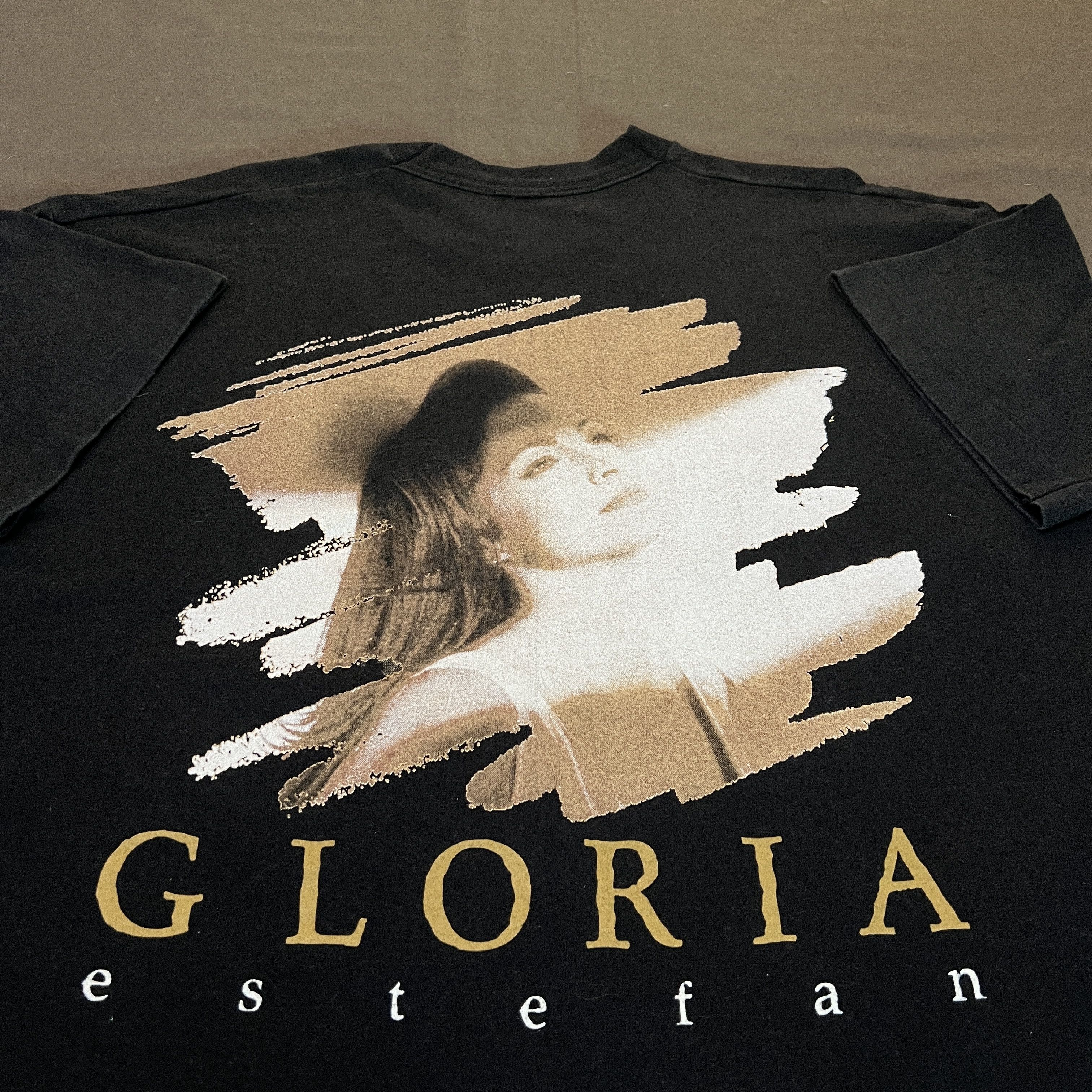 Band Tees GNT Gloria Bug Tour T-Shirt | Grailed