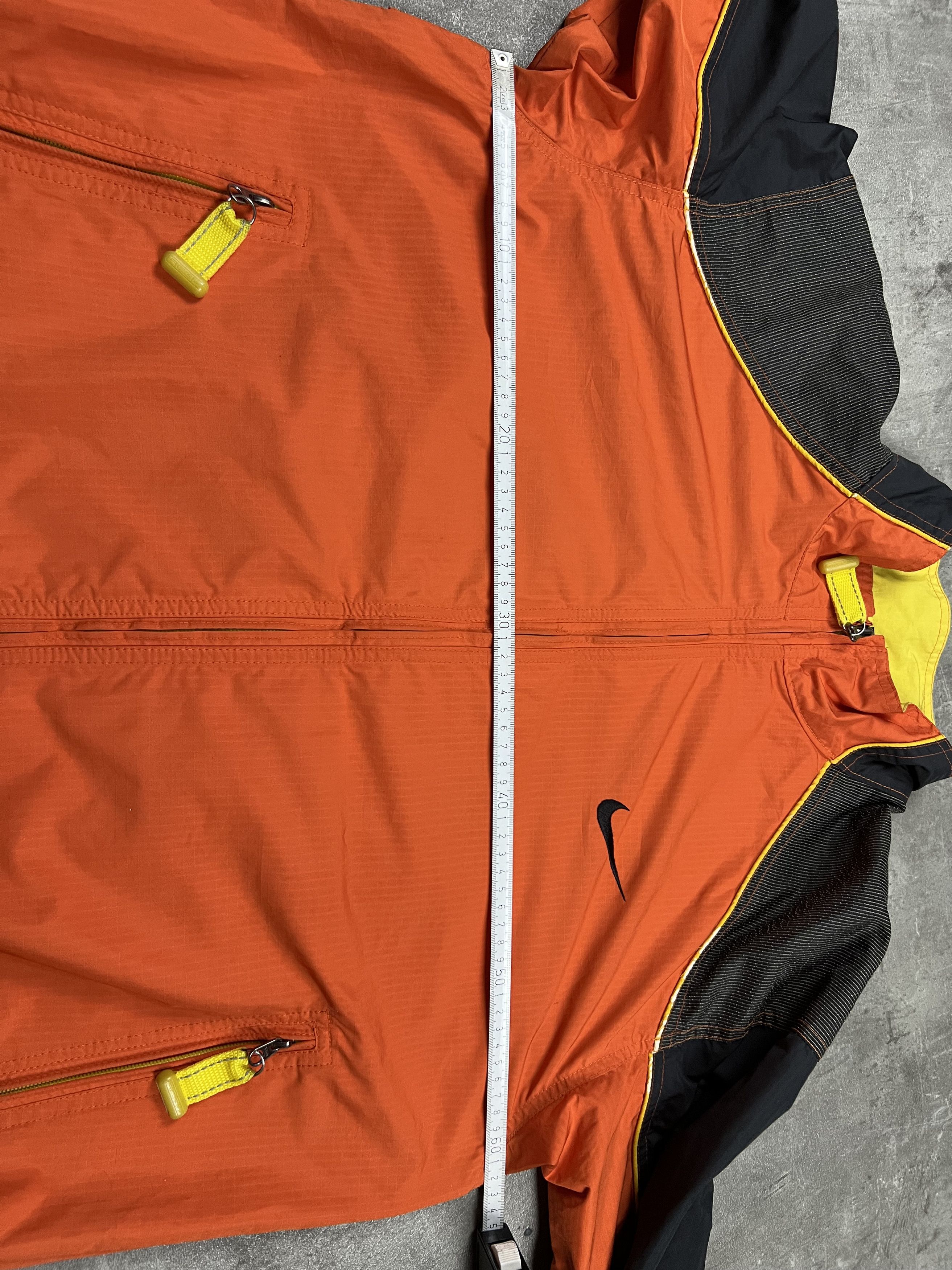 Nike ACG nike acg jacket (in bagpack) size M mens original Size US M / EU 48-50 / 2 - 19 Thumbnail
