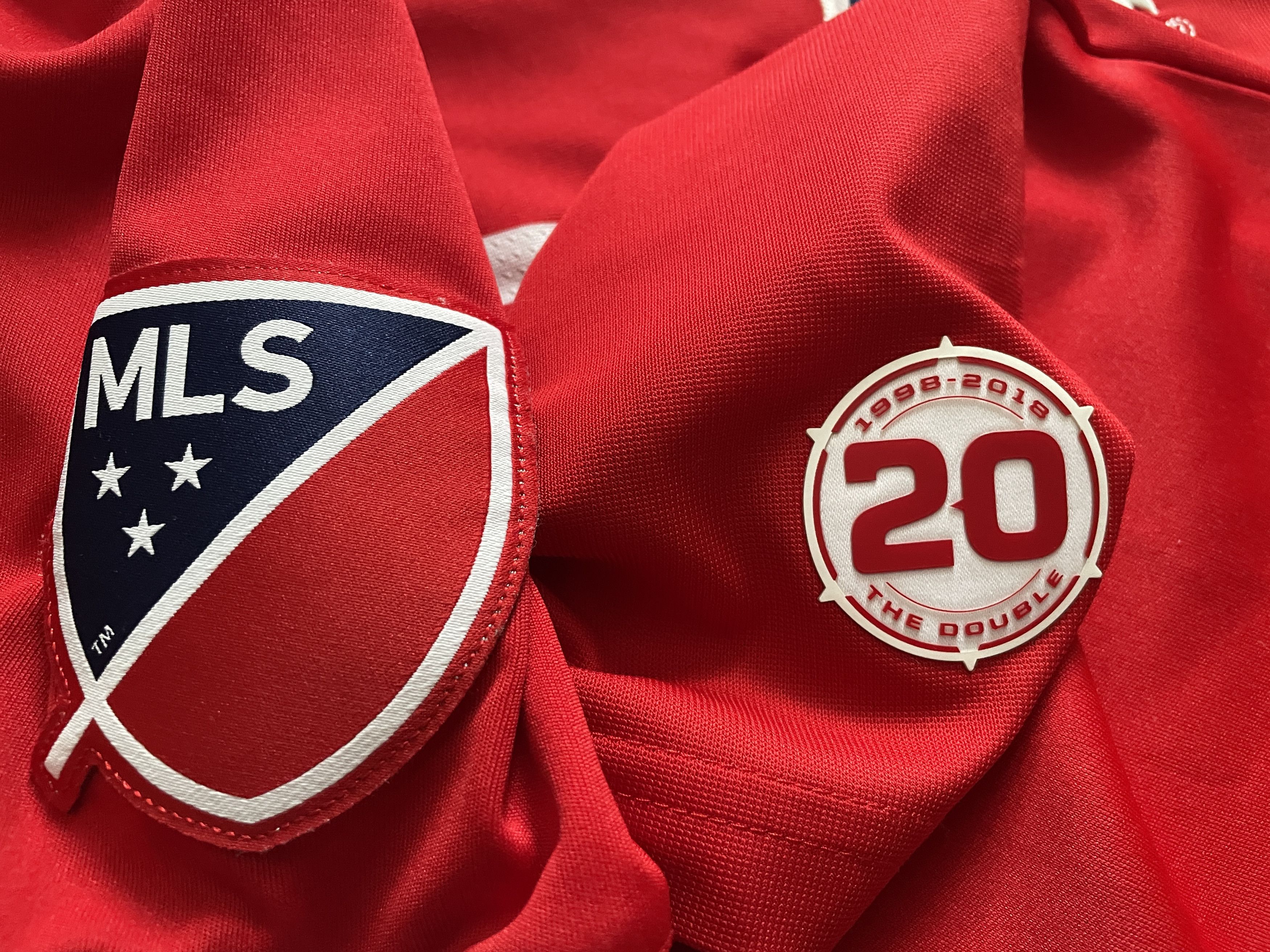 Adidas Chicago Fires Home Shirt 2018-2020 Soccer Jersey MLS Size US S / EU 44-46 / 1 - 6 Thumbnail