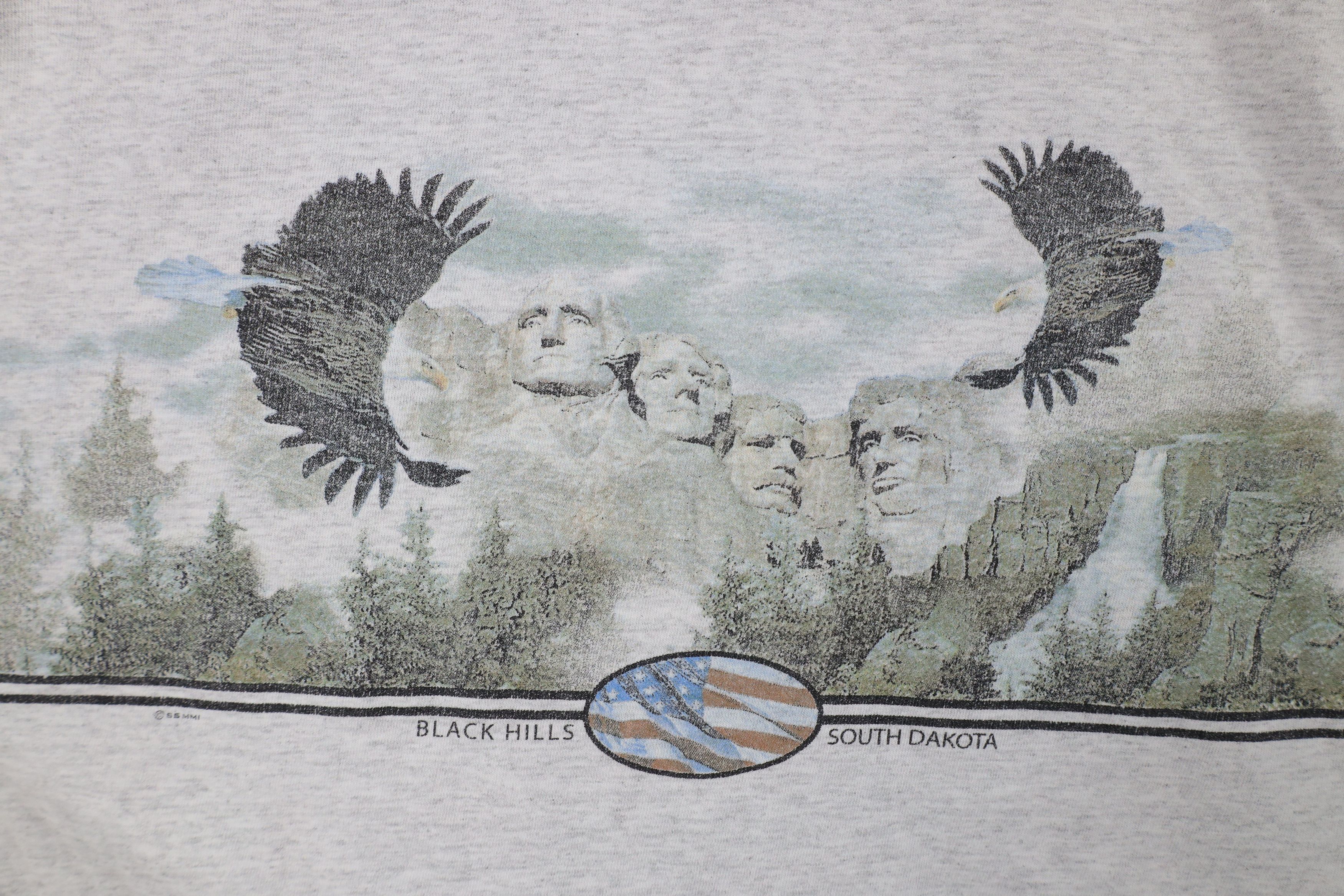 Vintage Vintage 90s Streetwear All Over Print Mount Rushmore T-Shirt Size US XXL / EU 58 / 5 - 11 Thumbnail