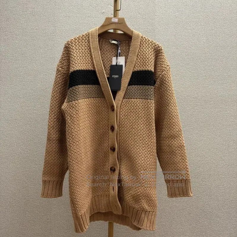 Fendi Fendi Khaki Knit Cardigan for Women . Size M / US 6-8 / IT 42-44 - 1 Thumbnail