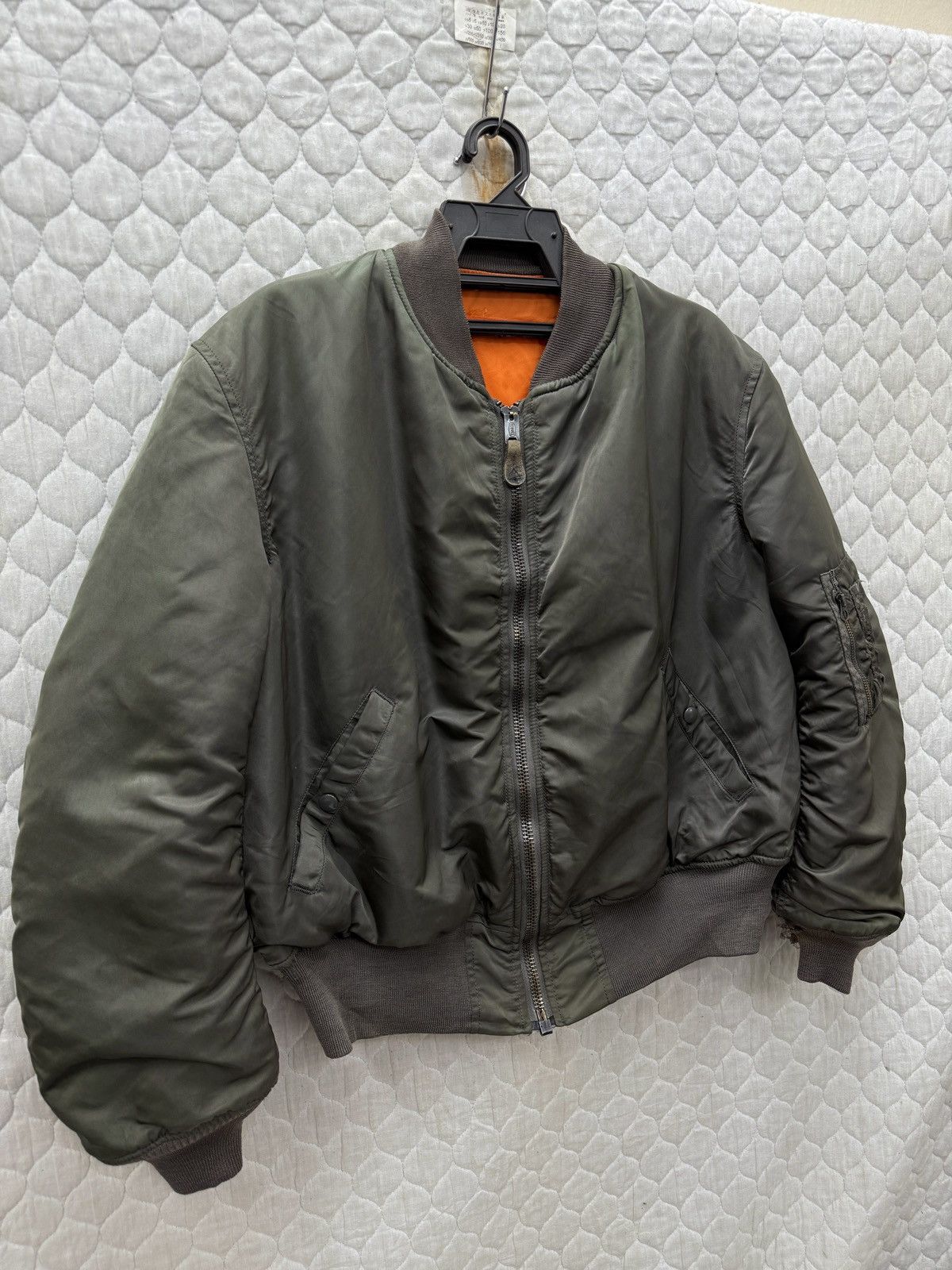 ジャケット・アウター archive flightjacket bomber jacket ma-1 🔥🔥🔥ARCHIVE VTG ALPHA INDUSTRIES MA1 BOMBER FLIGHT JACKET