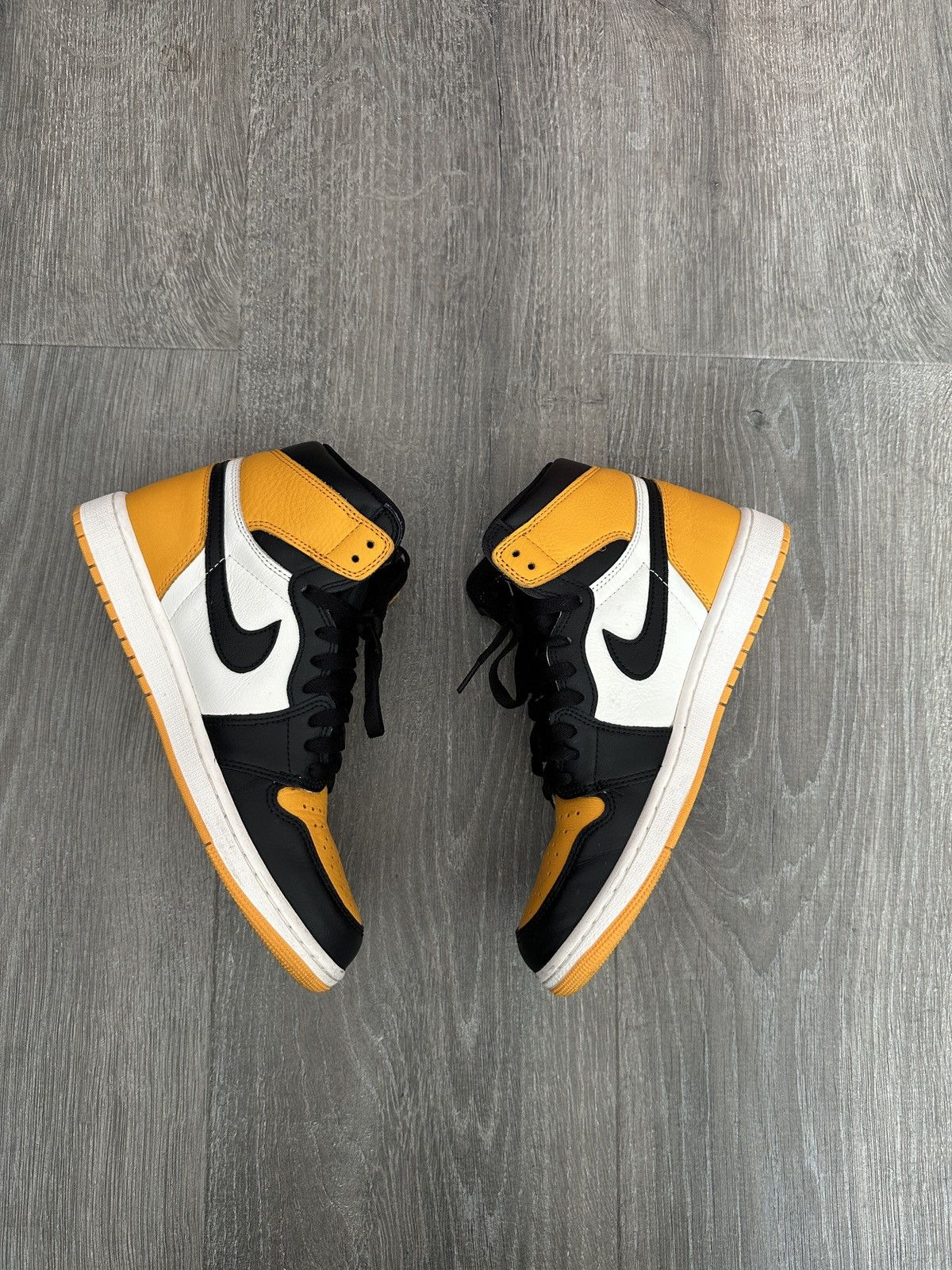 Nike Nike Air Jordan 1 Men's Retro High OG Taxi Yellow Toe Size US 10 / EU 43 - 3 Thumbnail