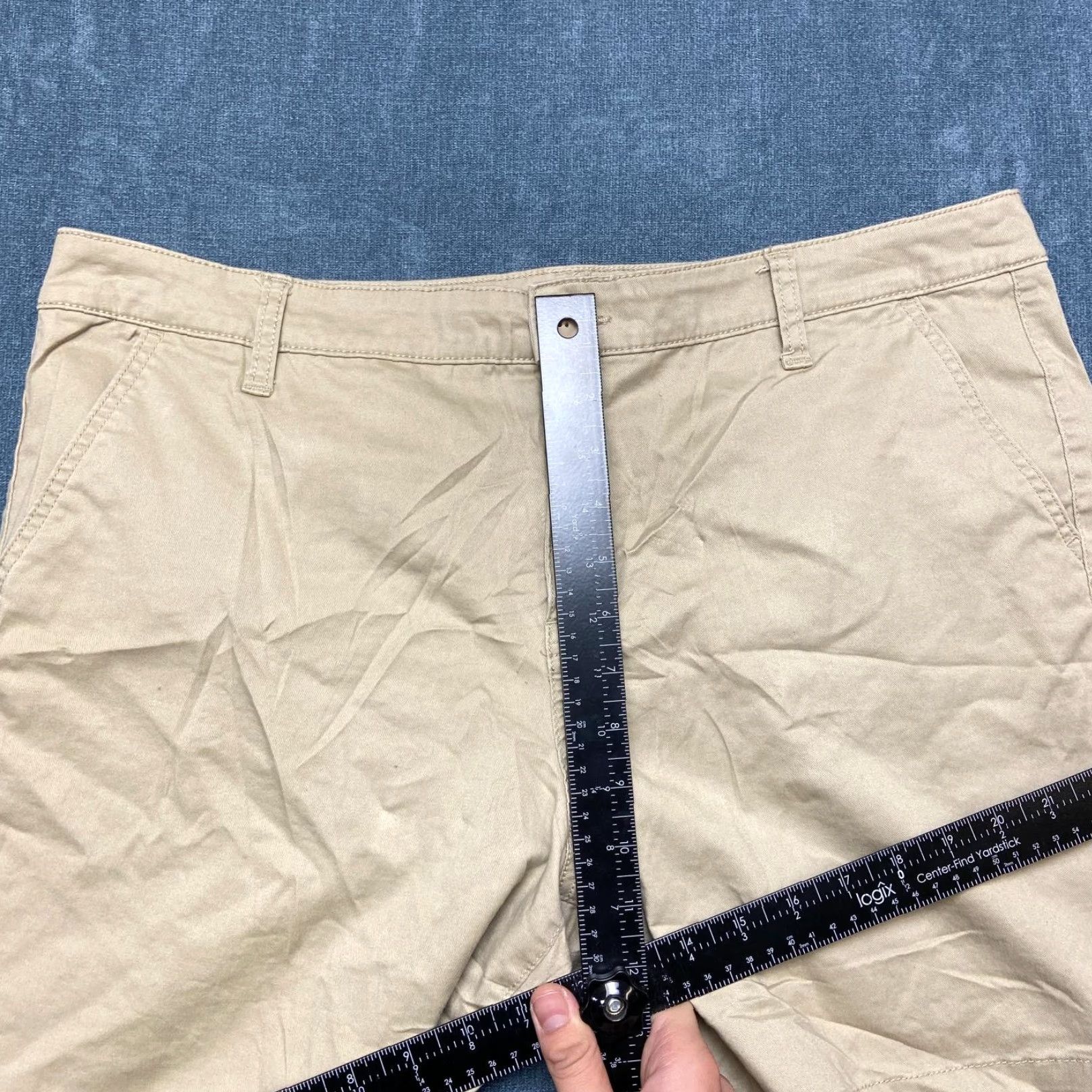 Vintage St. John's Bay Chino Shorts Womens 16 Beige Cotton Stretch High Rise Easy Fit Size 38" / US 16 / IT 52 - 6 Thumbnail