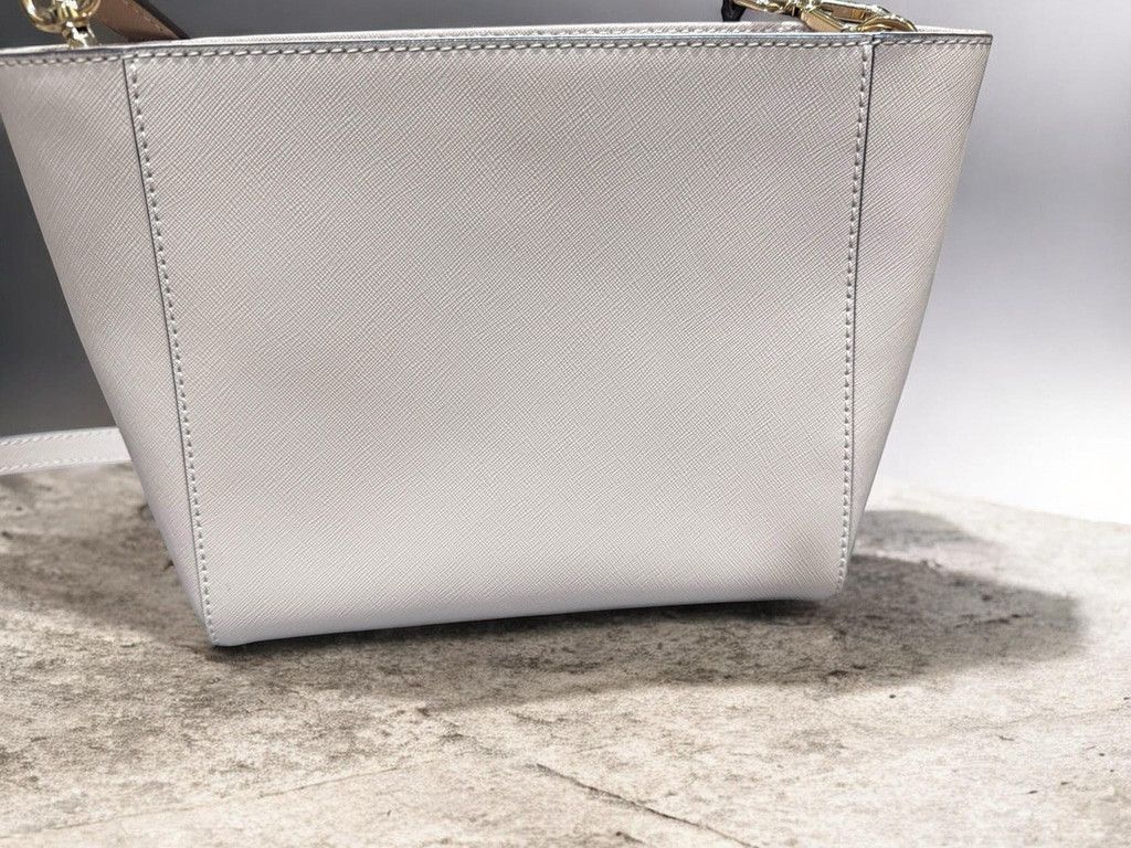 Michael Kors Michael Kors Hamilton Traveler Messenger Bag Size ONE SIZE - 8 Thumbnail