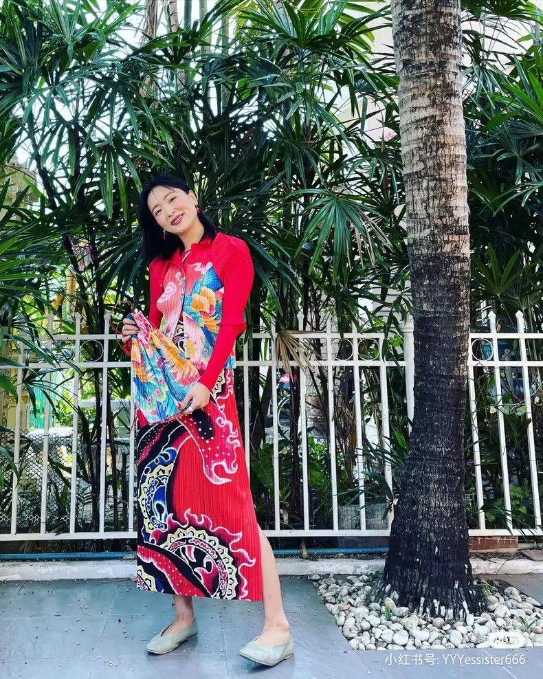 Issey Miyake Issey Miyake size:1 Red dragon-patterned Chinese-style fac Size 22" - 9 Thumbnail