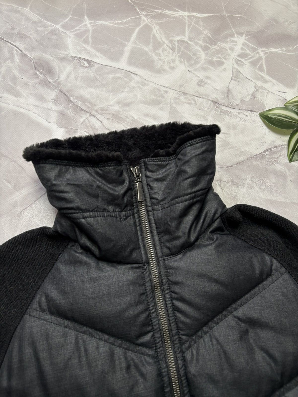 Marmot Marmot Thea Hybrid Puffer Jacket 700 Down Faux Fur Womens S Size S / US 4 / IT 40 - 7 Thumbnail