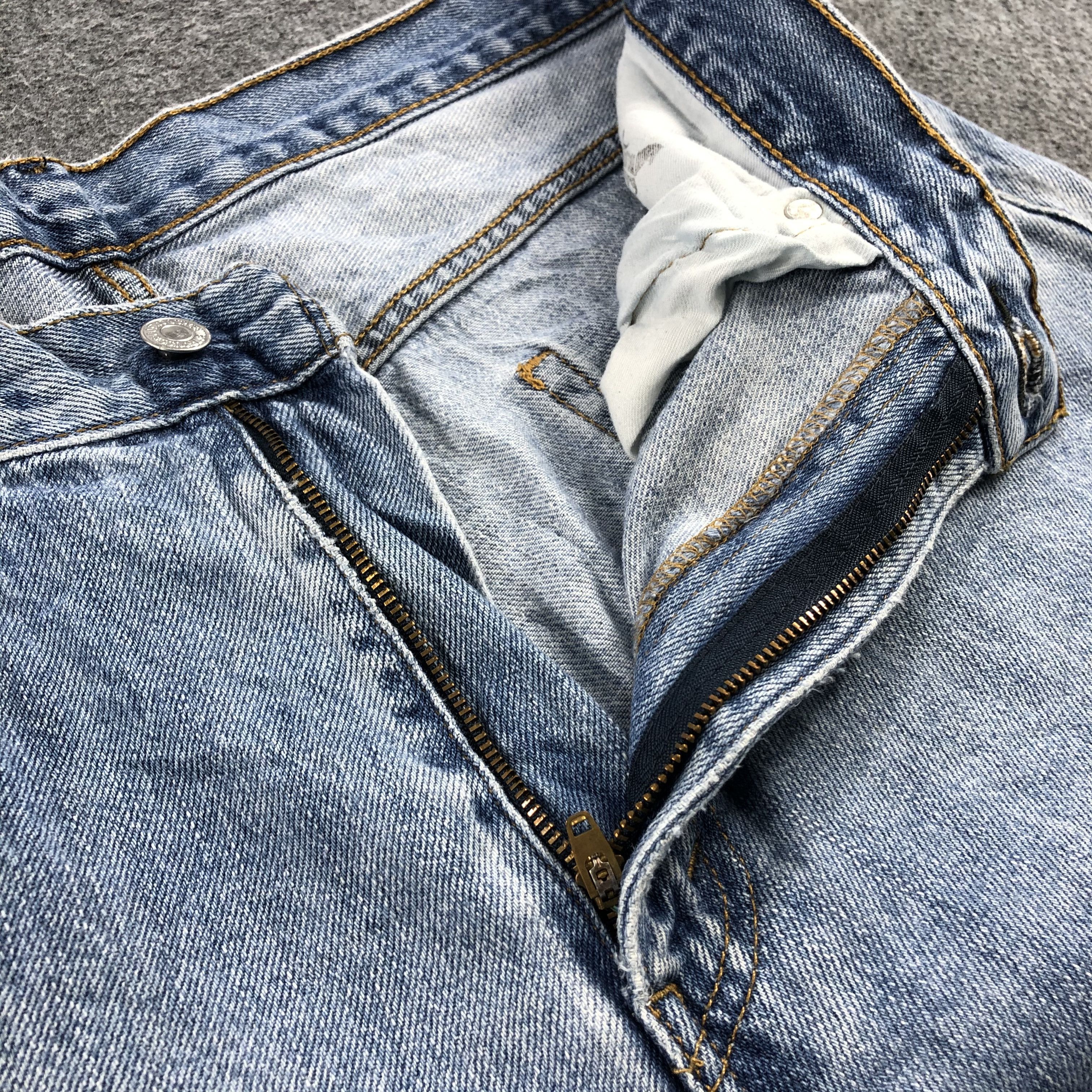 Levi's × Vintage Vintage Blue Wash Levis 550 Jeans-JM1239 Size US 34 / EU 50 - 8 Thumbnail