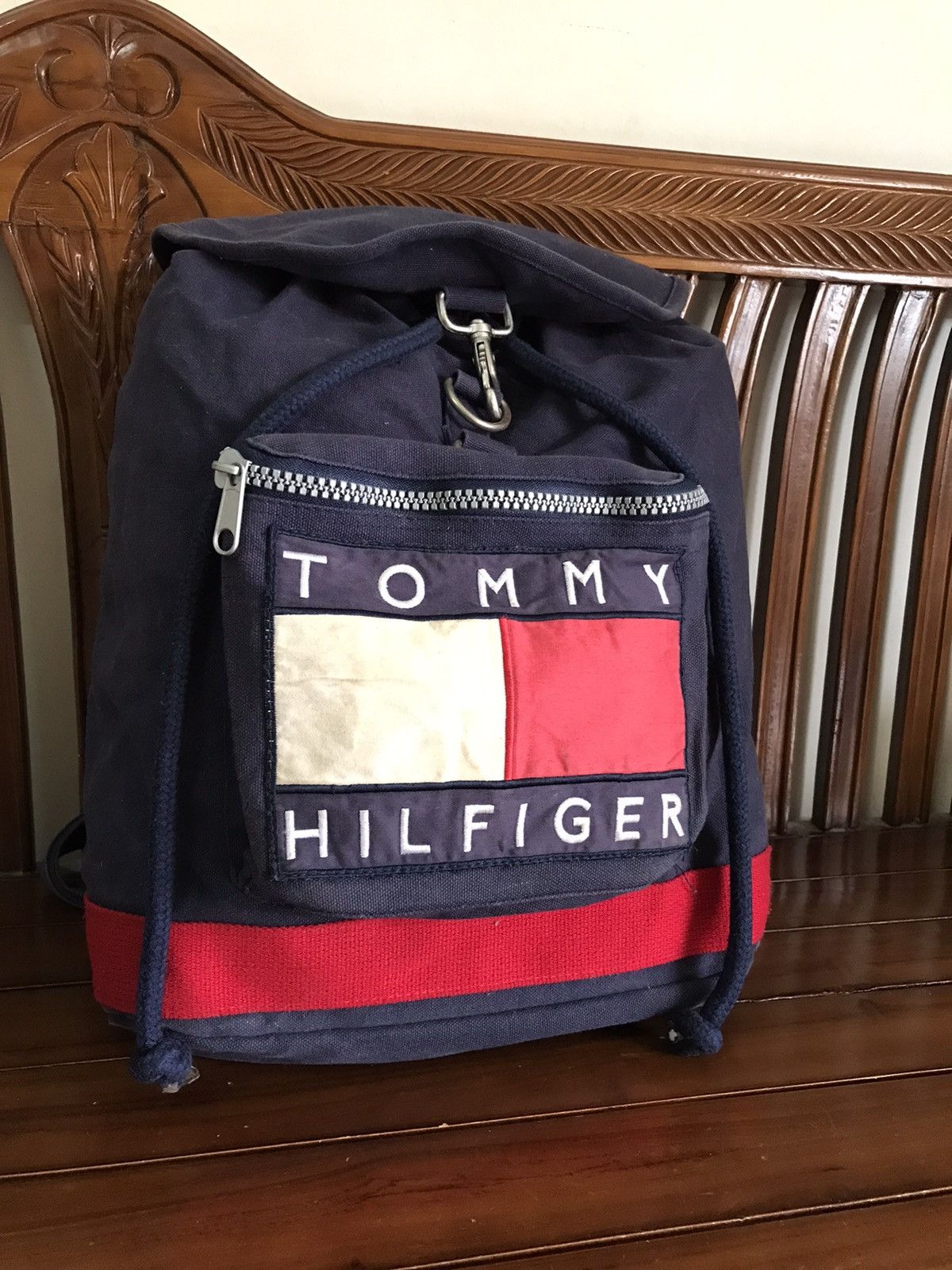 Tommy Hilfiger × Vintage Vintage Tommy Hilfiger Big Flag Logo Canvas Backpack Bag Size ONE SIZE - 3 Thumbnail