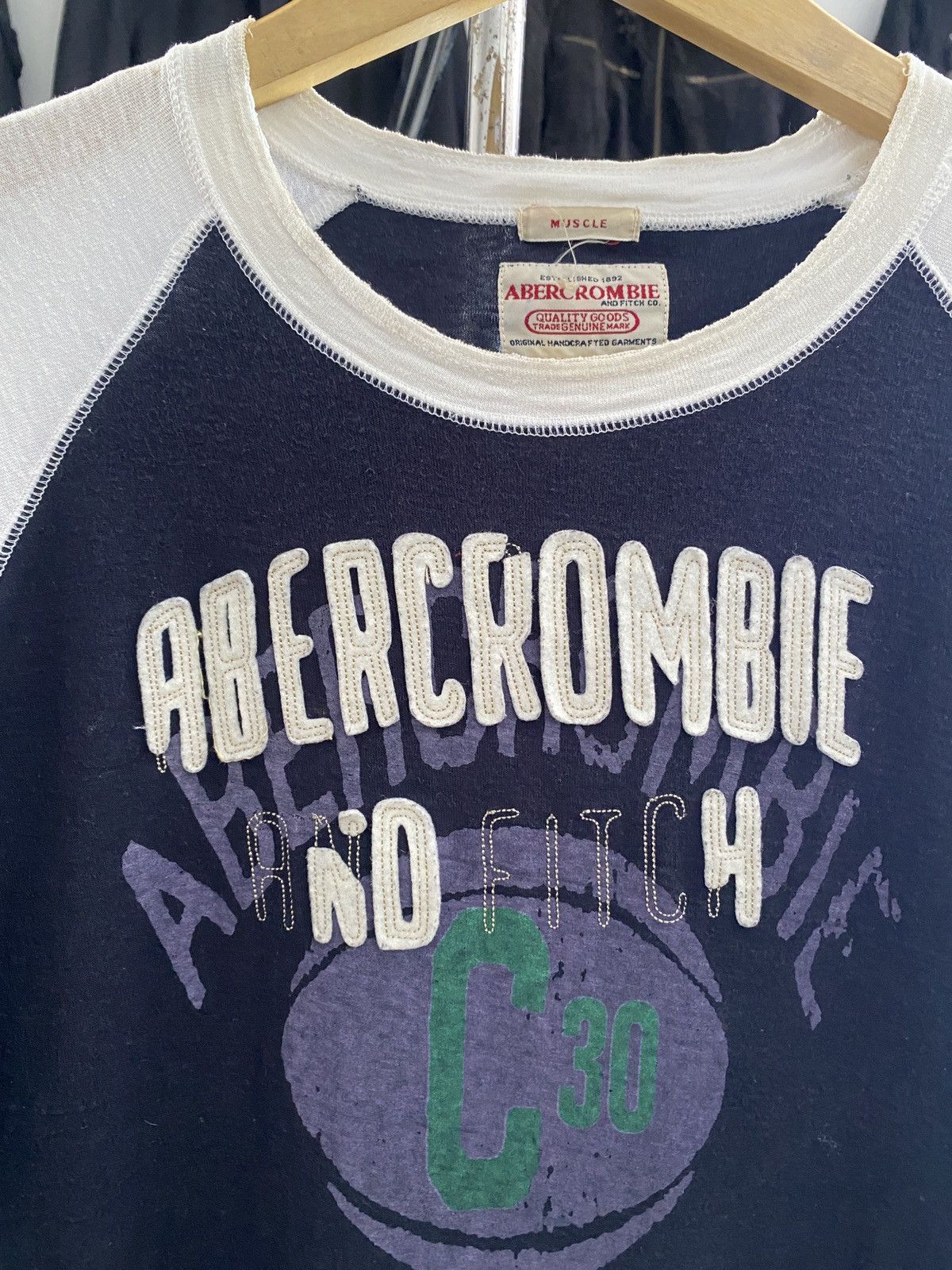 Abercrombie & Fitch Y2K Abercrombie & Fitch Raglan Muscle Long Sleeve in Black Size US L / EU 52-54 / 3 - 3 Thumbnail