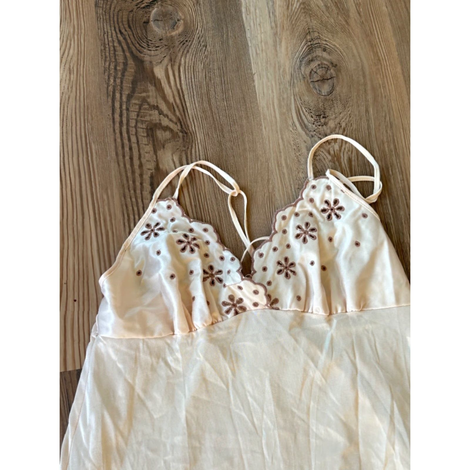 Vintage VINTAGE J C Penney Nightgown 1970s Women's Medium Beige Nylon Sleepwear Retro Collectible Size ONE SIZE - 4 Thumbnail