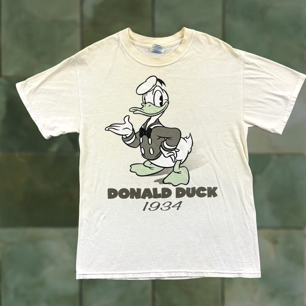 Disney VINTAGE Donald Duck Shirt Mens M White Disney Cartoon Short Sleeve 90s Retro Pop Culture Disney Shirt Mens Medium White T-Shirt Size US M / EU 48-50 / 2 - 1 Thumbnail