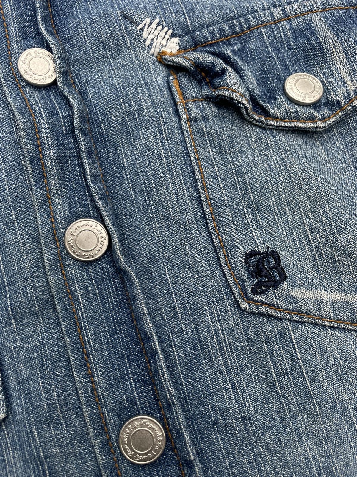 If Six Was Nine × Japanese Brand × Le Grande Bleu (L.G.B.) Japanese Love & Peace Distressed Denim shirt Size US S / EU 44-46 / 1 - 4 Thumbnail