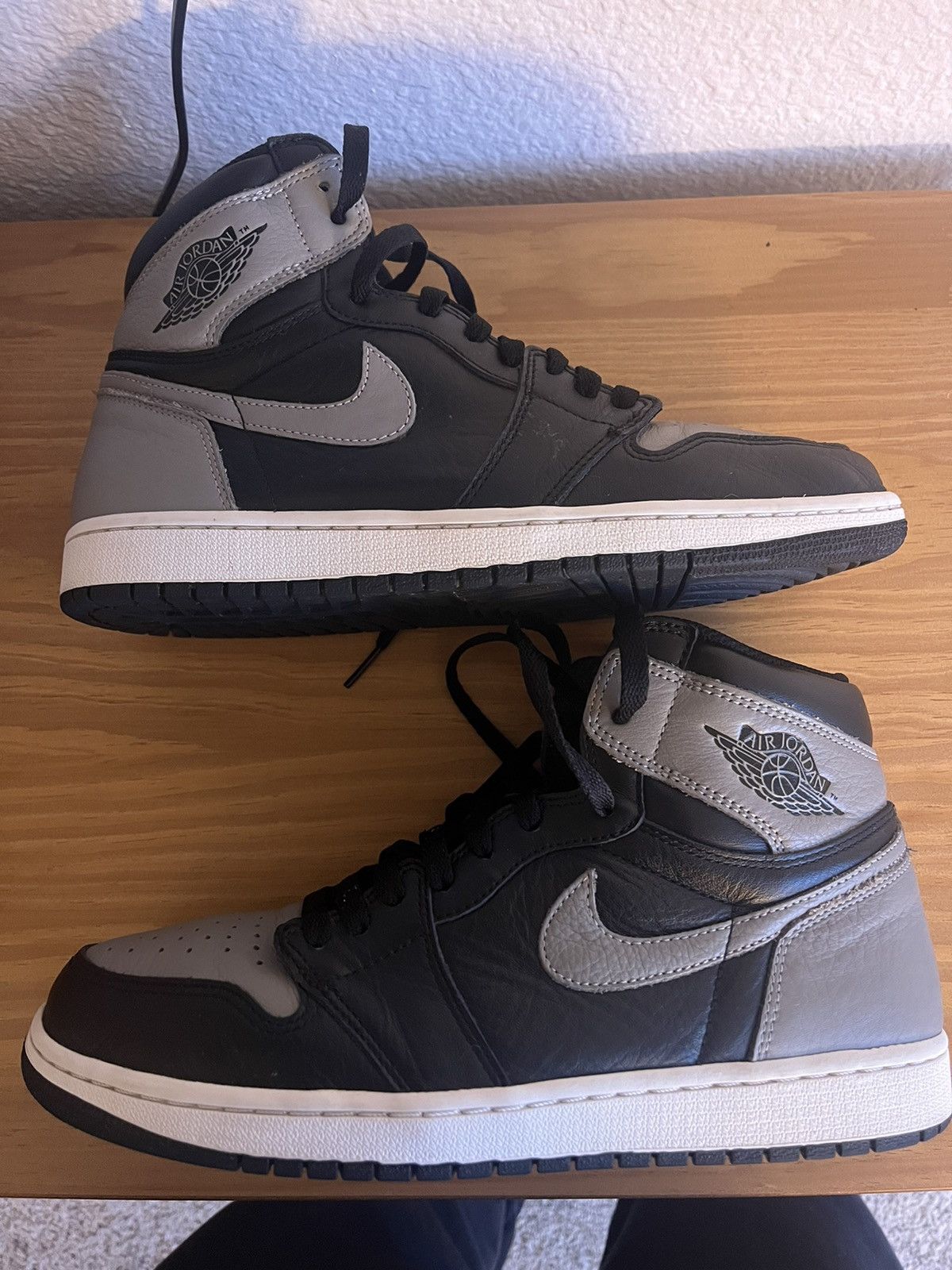 Jordan Brand × Nike Jordan 1 OG Shadow High Size US 10.5 / EU 43-44 - 2 Thumbnail