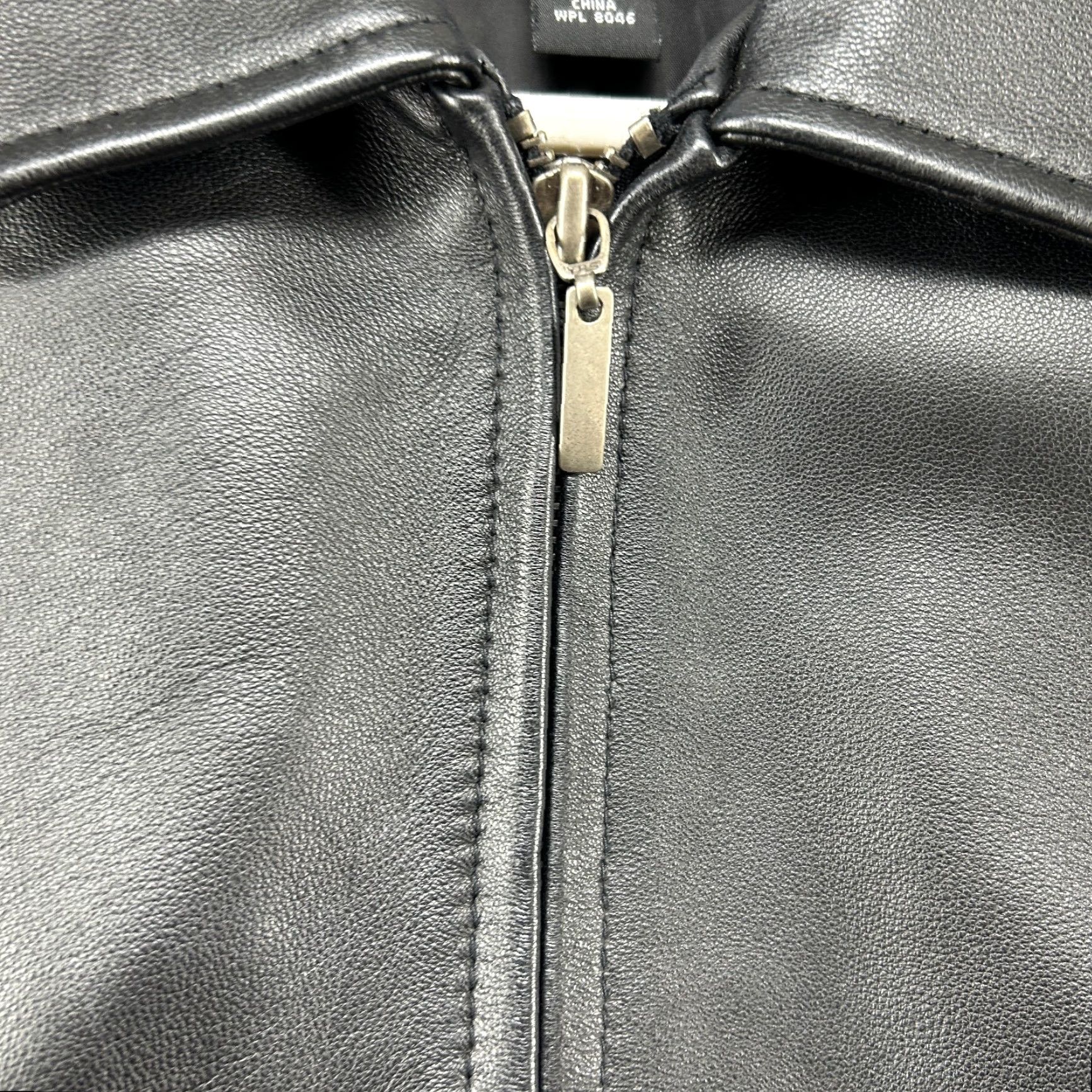 Alfani VINTAGE Alfani Jacket Womens M Black Genuine Leather Full Zip Lined Long 90s Y2K Size M / US 6-8 / IT 42-44 - 5 Thumbnail