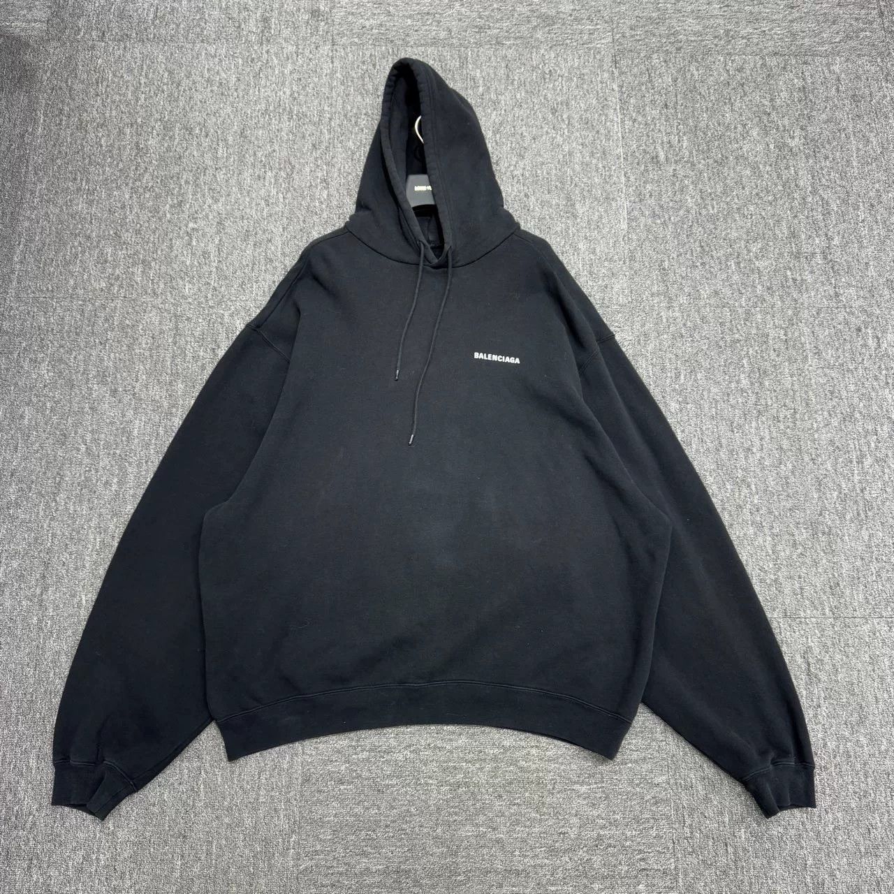 Balenciaga Balenciaga Logo Print Hoodie Size US S / EU 44-46 / 1 - 1 Thumbnail