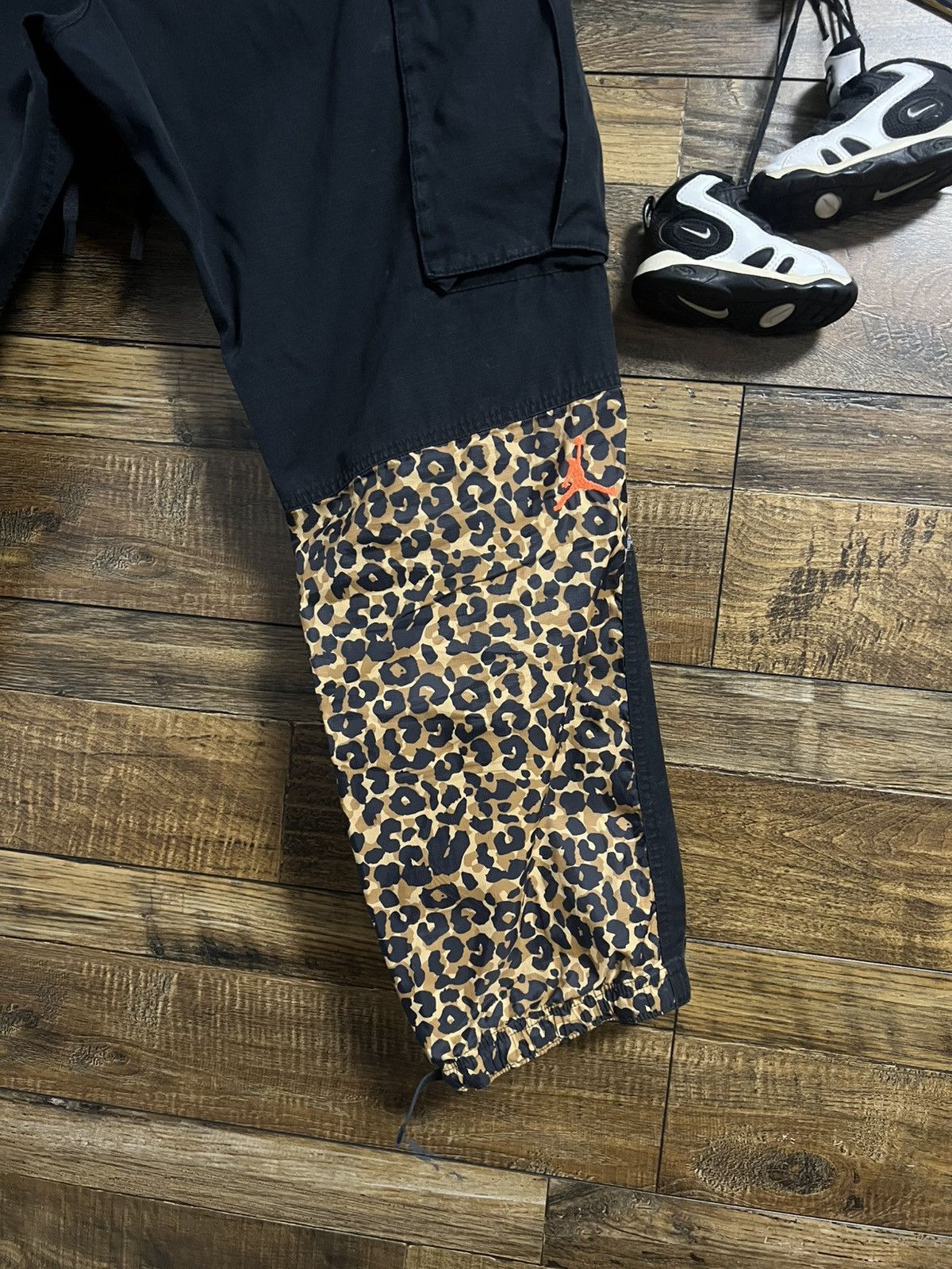 Jordan Brand × Vintage Man pants Jordan leopard Size US 30 / EU 46 - 4 Thumbnail