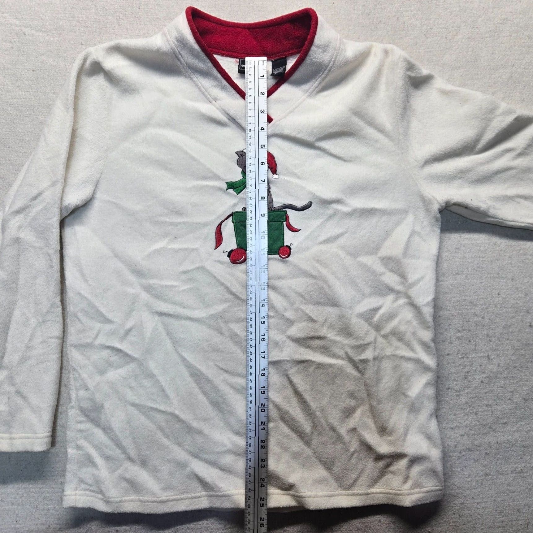 Vintage Bobbie Brooks Women's Sweater L White Fleece Cat Christmas Long Sleeve Size L / US 10 / IT 46 - 7 Thumbnail