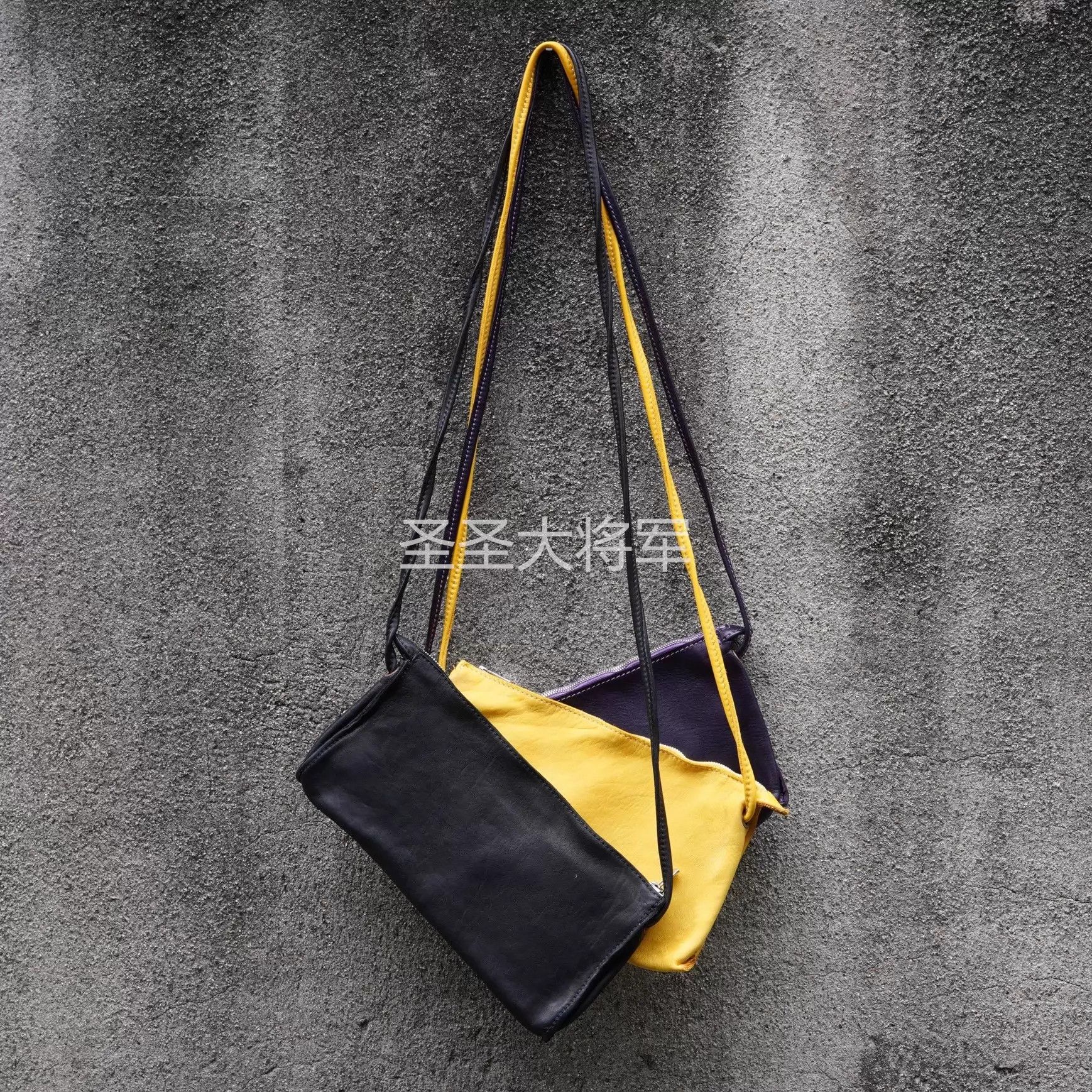 Guidi Guidi CLT01 New Square Horsehide 3-Color Shoulder Bag Size ONE SIZE - 1 Thumbnail