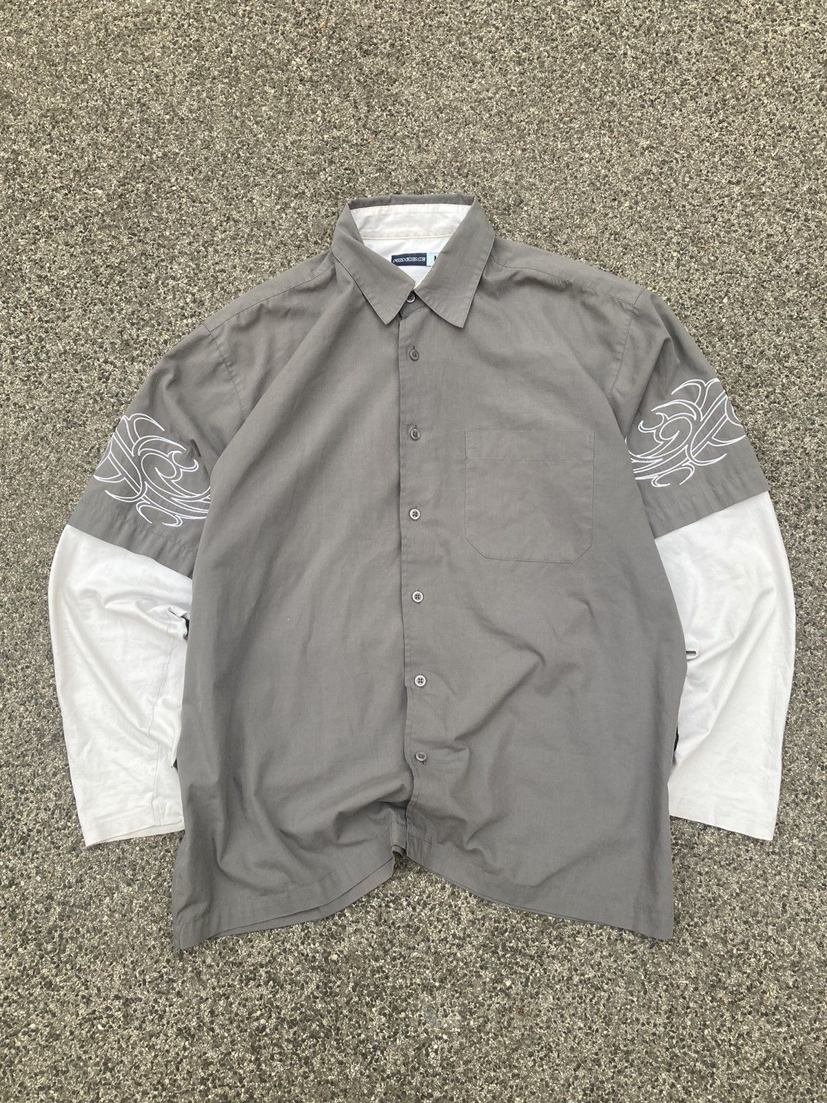 AFFLICTION X ARCHIVAL CLOTHING VINTAGE Y2K FISHBONE AFFLICTION STYLE BUTTONS UP SHIRT LONG