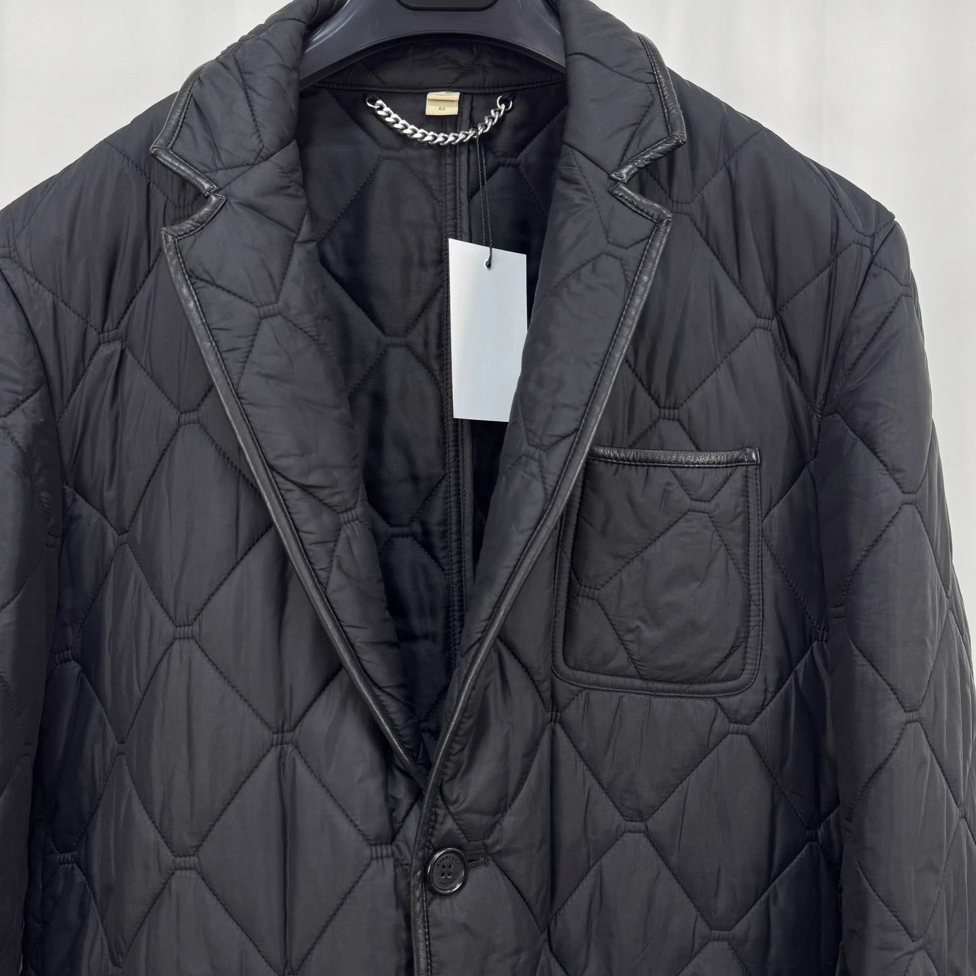 Burberry Burberry Diamond Leather Trim Black Puffer 52 Mint Size US L / EU 52-54 / 3 - 3 Thumbnail