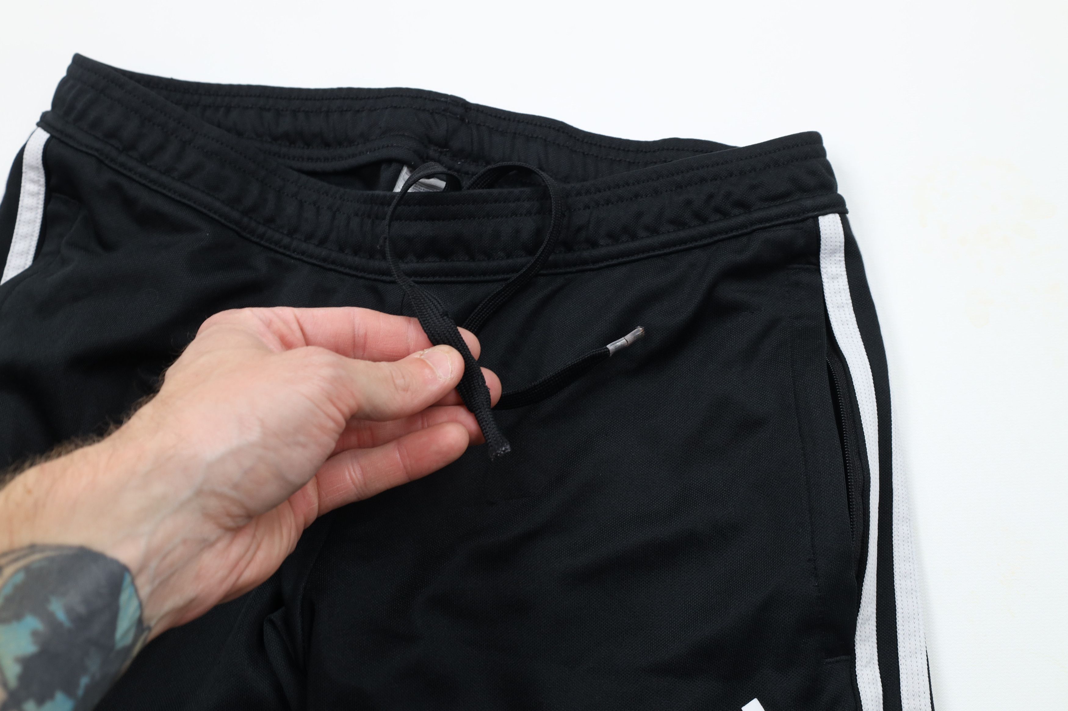 Adidas × Vintage Vintage Adidas Out Striped Tapered Leg Soccer Warm Up Pants Size US 34 / EU 50 - 9 Thumbnail