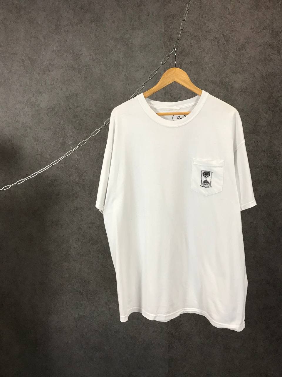 Independent Truck Co. Unus Annus Memento Mori skull pocket tee Size US XL / EU 56 / 4 - 1 Thumbnail