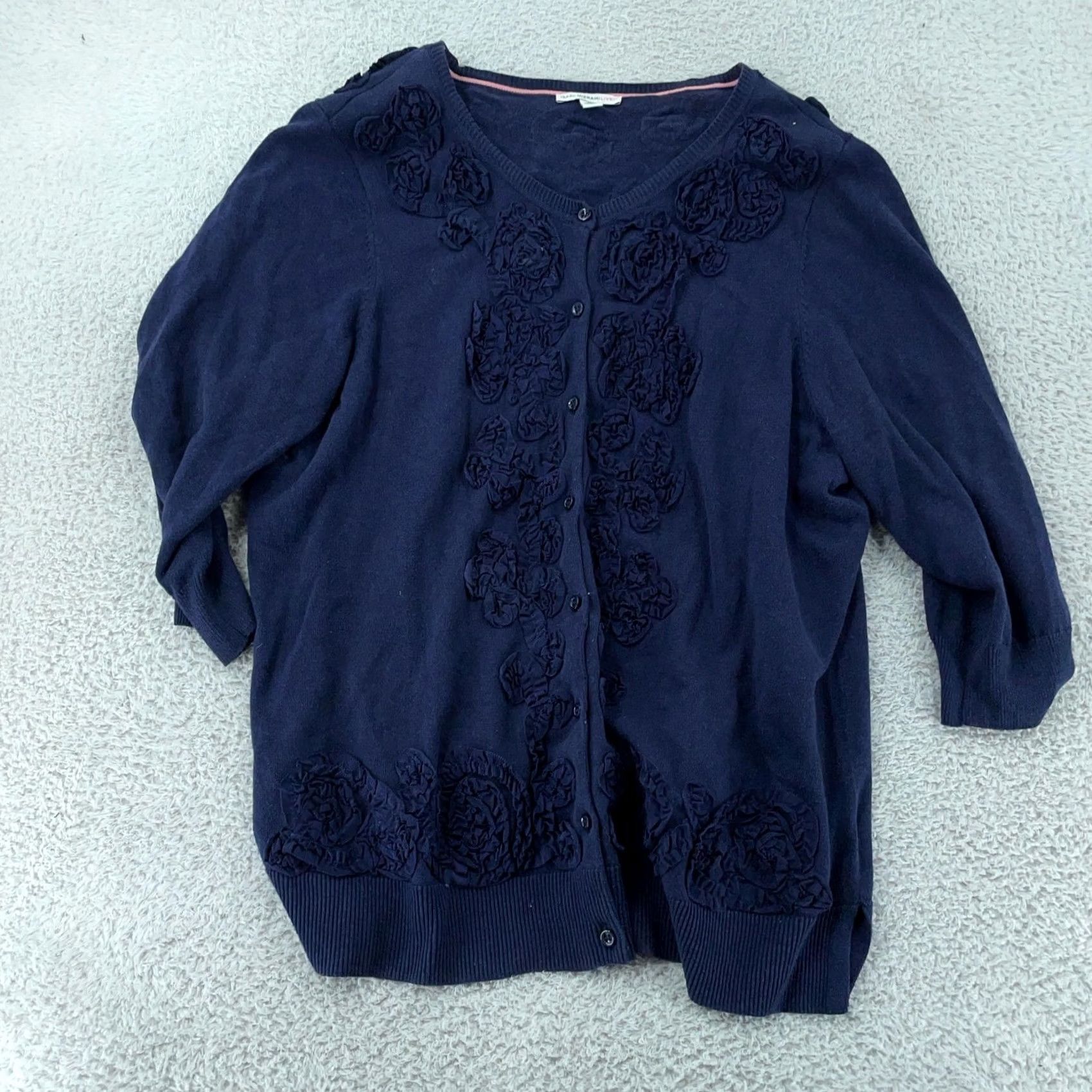 Vintage Isaac Mizrahi Live Cardigan Sweater Womens 1X Navy Rosette Applique Button Front Button Front Crew Neck 3/4 Sleeve Floral Knit Size XL / US 12-14 / IT 48-50 - 2 Thumbnail
