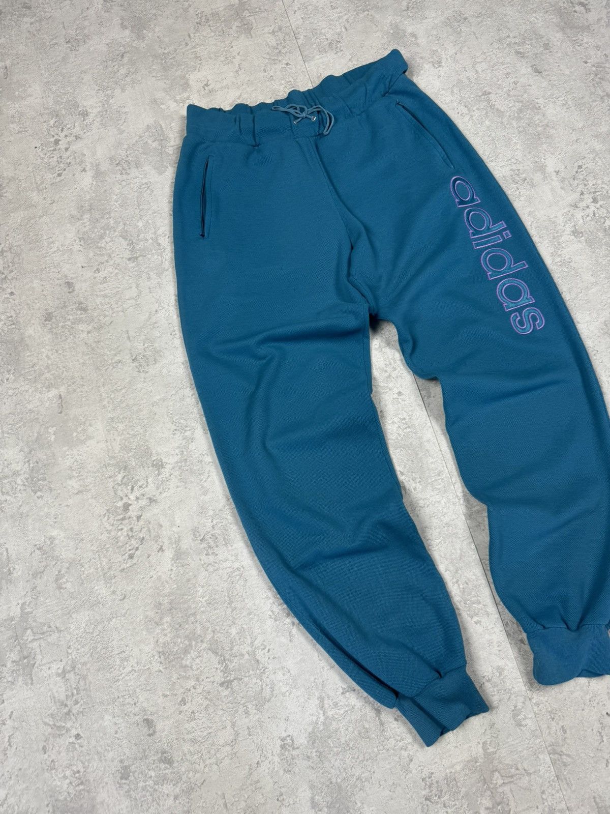 Adidas Vintage 90s RARE Men's ADIDAS Big Logo Blue Tracksuit Size L Size US L / EU 52-54 / 3 - 15 Thumbnail