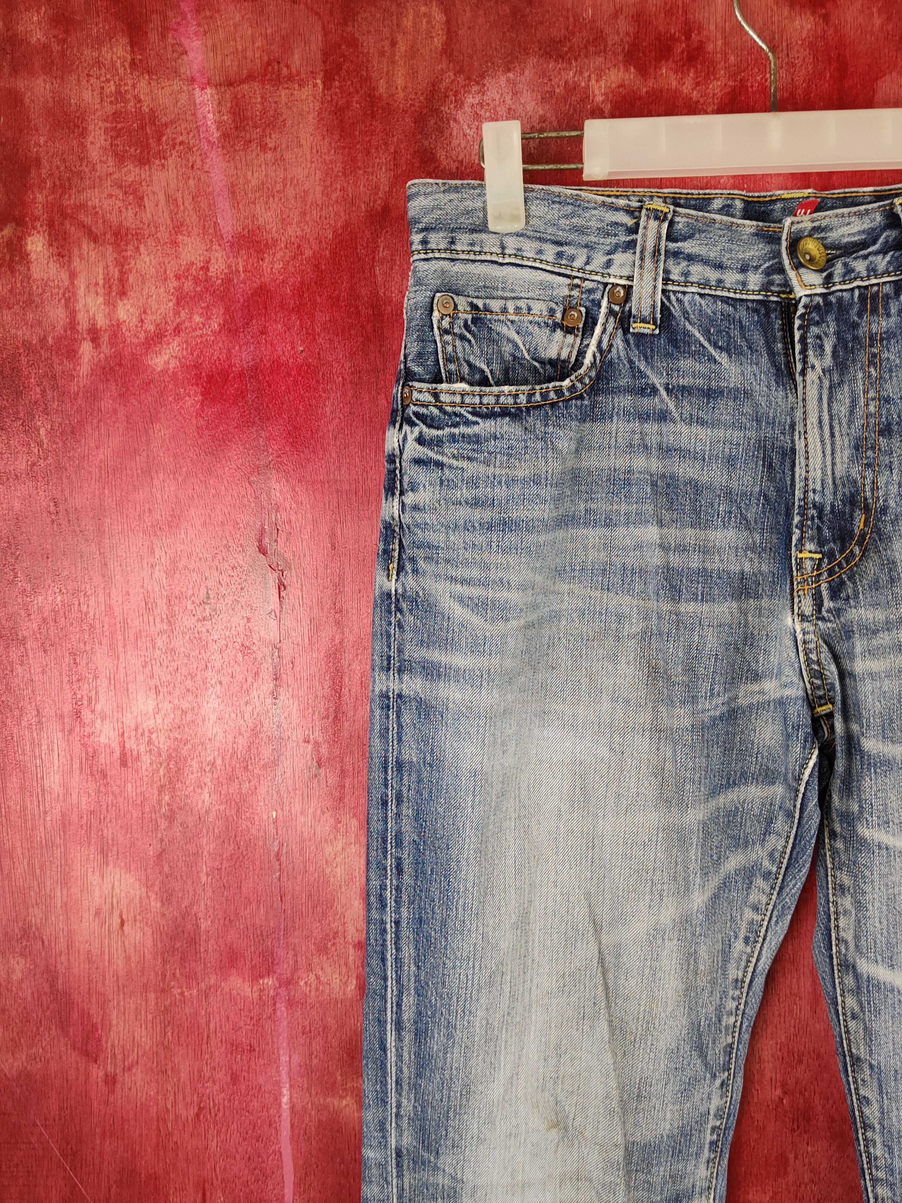 Japanese Brand Uniqlo Blue Faded Distressed Ripped Jeans #S1677 Size US 32 / EU 48 - 3 Thumbnail