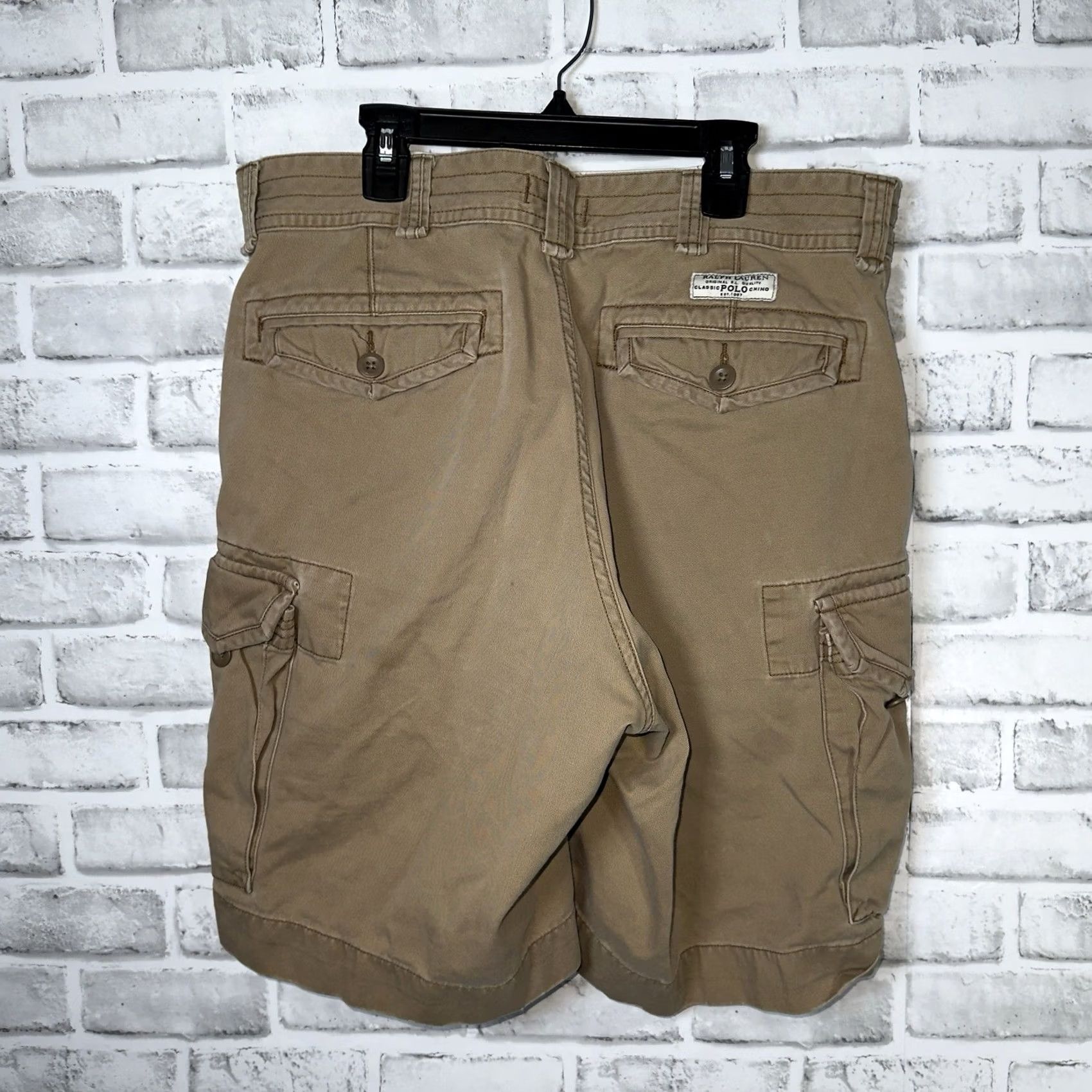 Polo Ralph Lauren Polo Ralph Lauren Cargo Shorts Mens Size 34 100% Cotton Beige Cargo Shorts Mens 34 Beige Polo Ralph Lauren 100% Cotton Cargo Shorts Mens Size 34 Beige Size US S / EU 44-46 / 1 - 5 Thumbnail